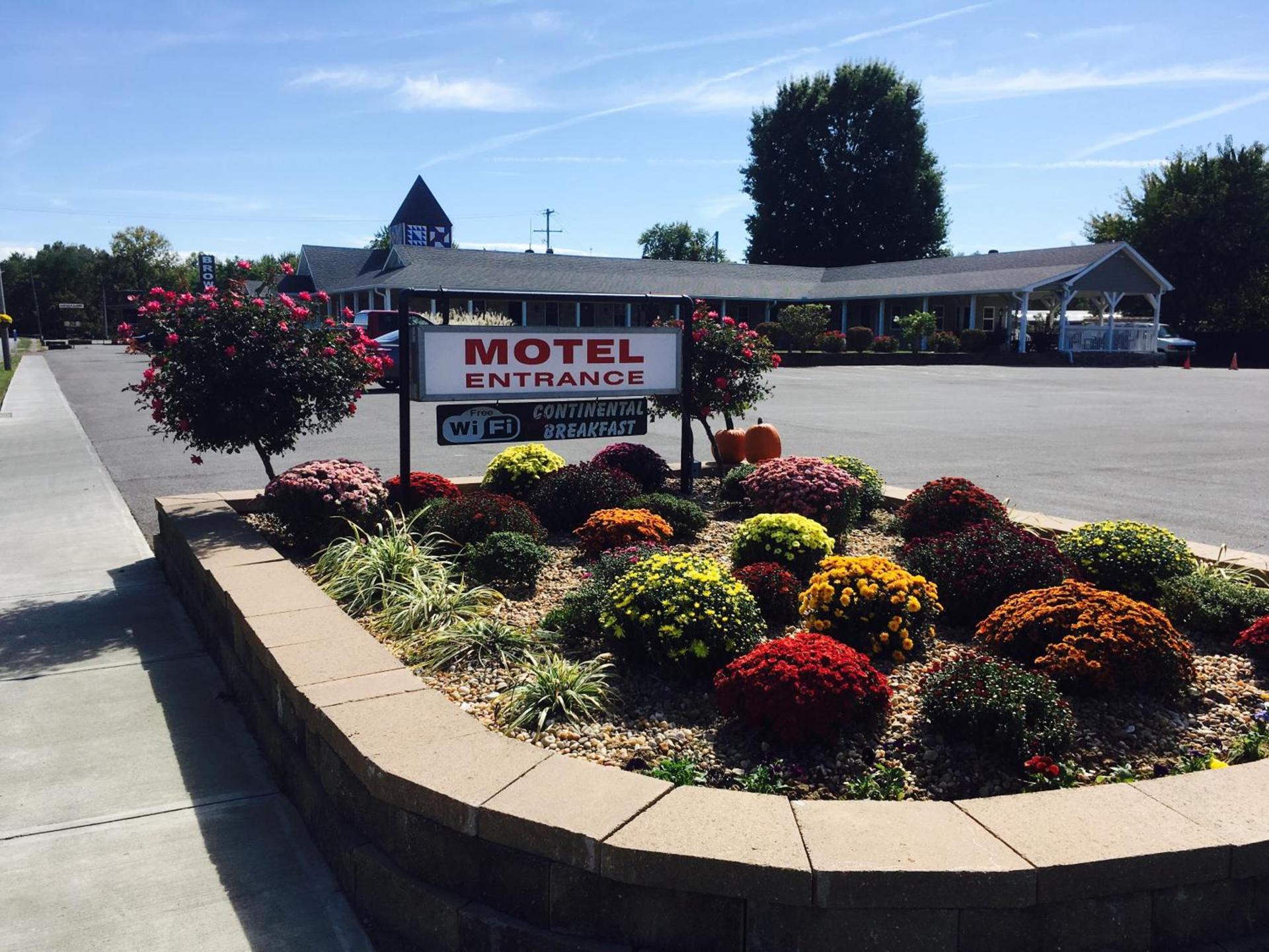 Brown's Motel photo 9