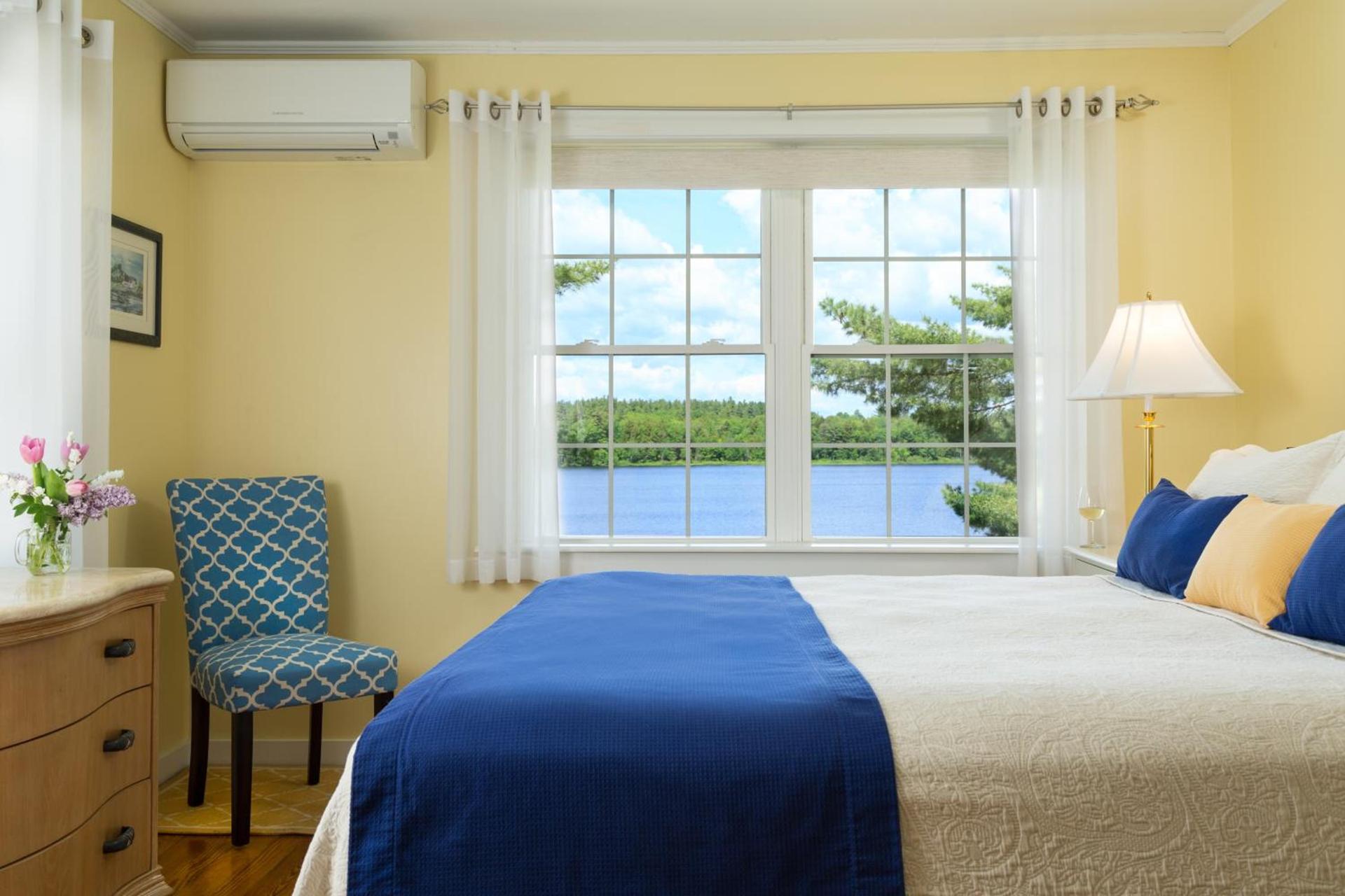 Wolf Cove Inn photo 4