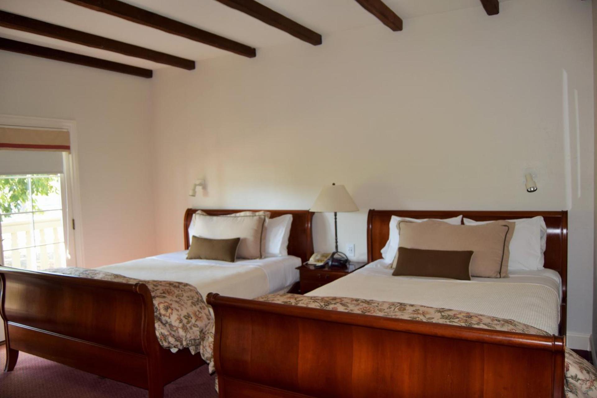 Vineyard Country Inn photo 14