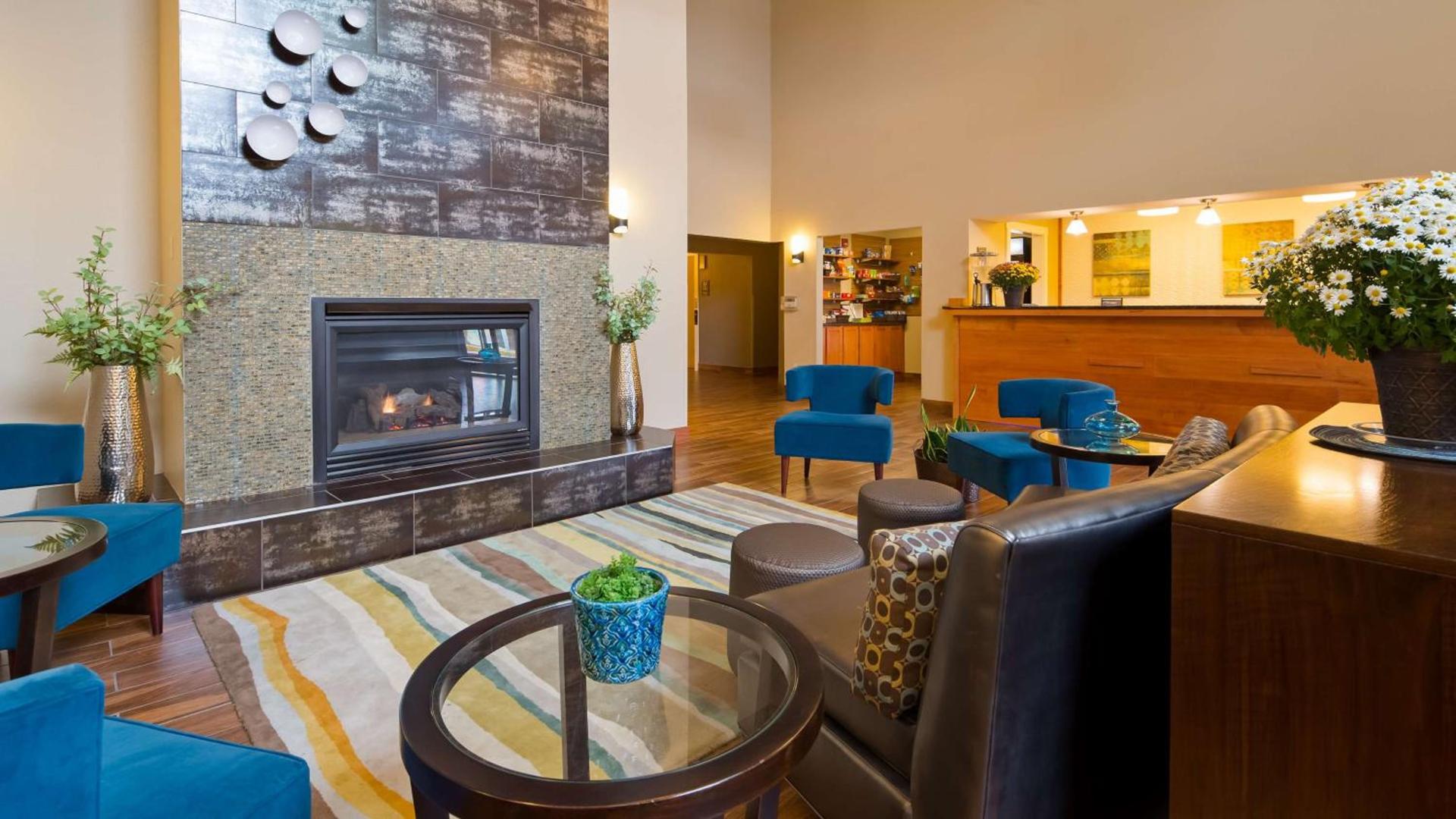BEST WESTERN Plus Menomonie Inn & Suites photo 5
