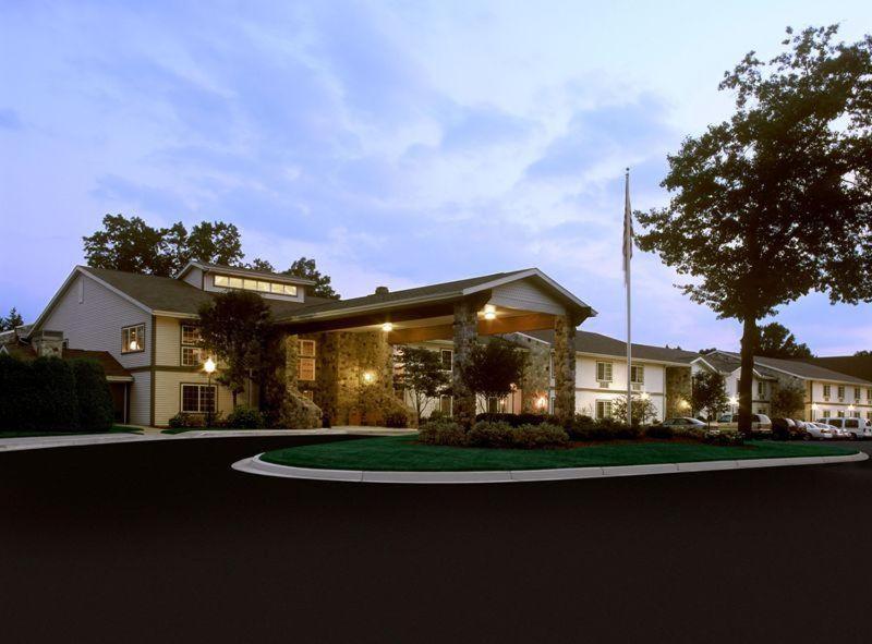 Swan Lake Resort photo 1