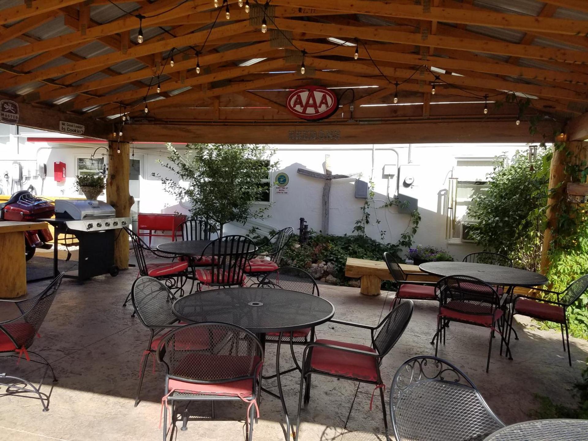 Rocket Motel photo 31