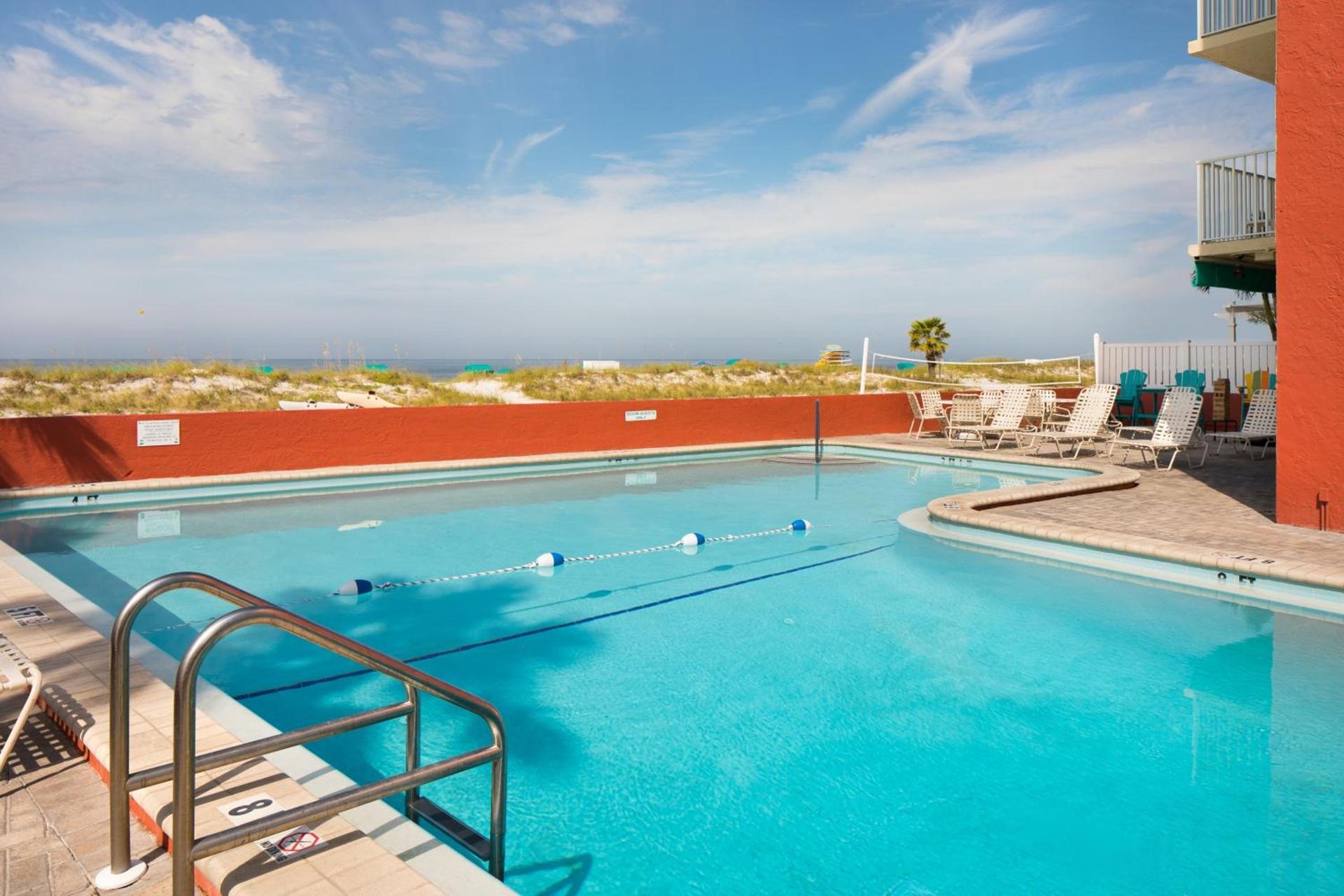 Island Inn Beach Resort photo 7
