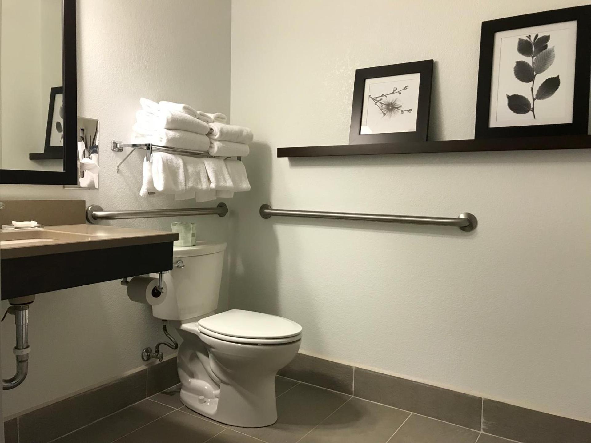 Country Inn & Suites by Radisson, Fond du Lac, WI photo 47