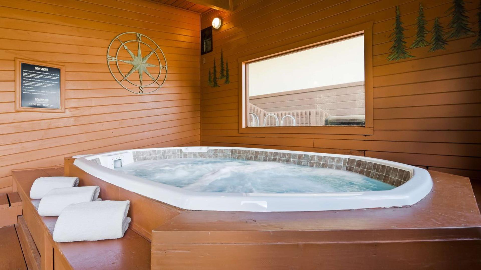 Best Western Alpenglo Lodge photo 25