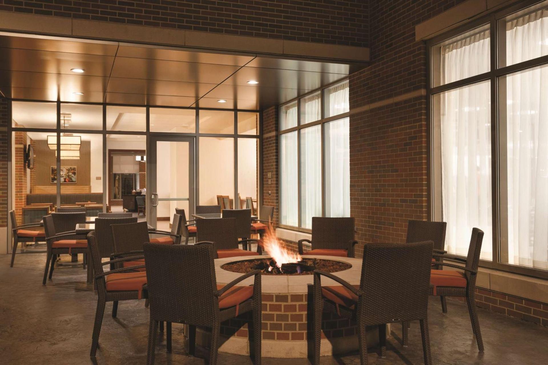 Hyatt Place Buffalo / Amherst, NY photo 72