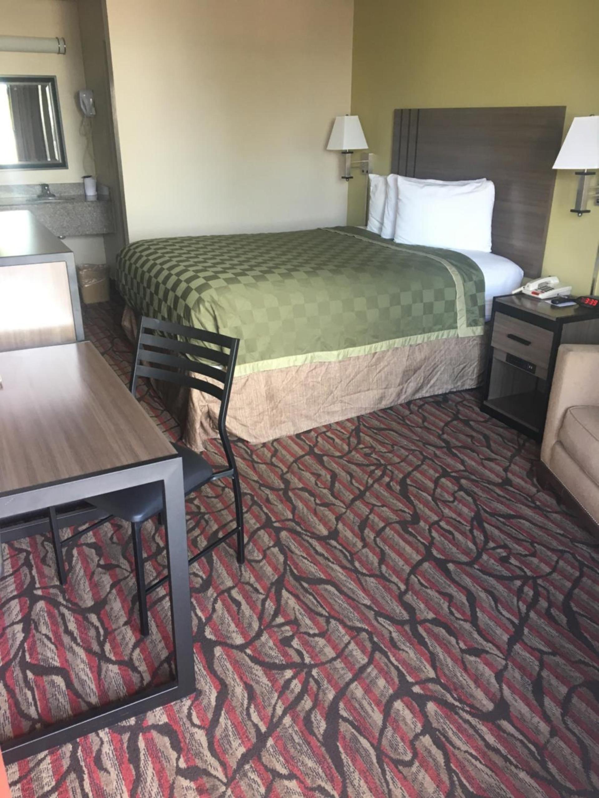 Americas Best Value Inn West Monroe photo 7