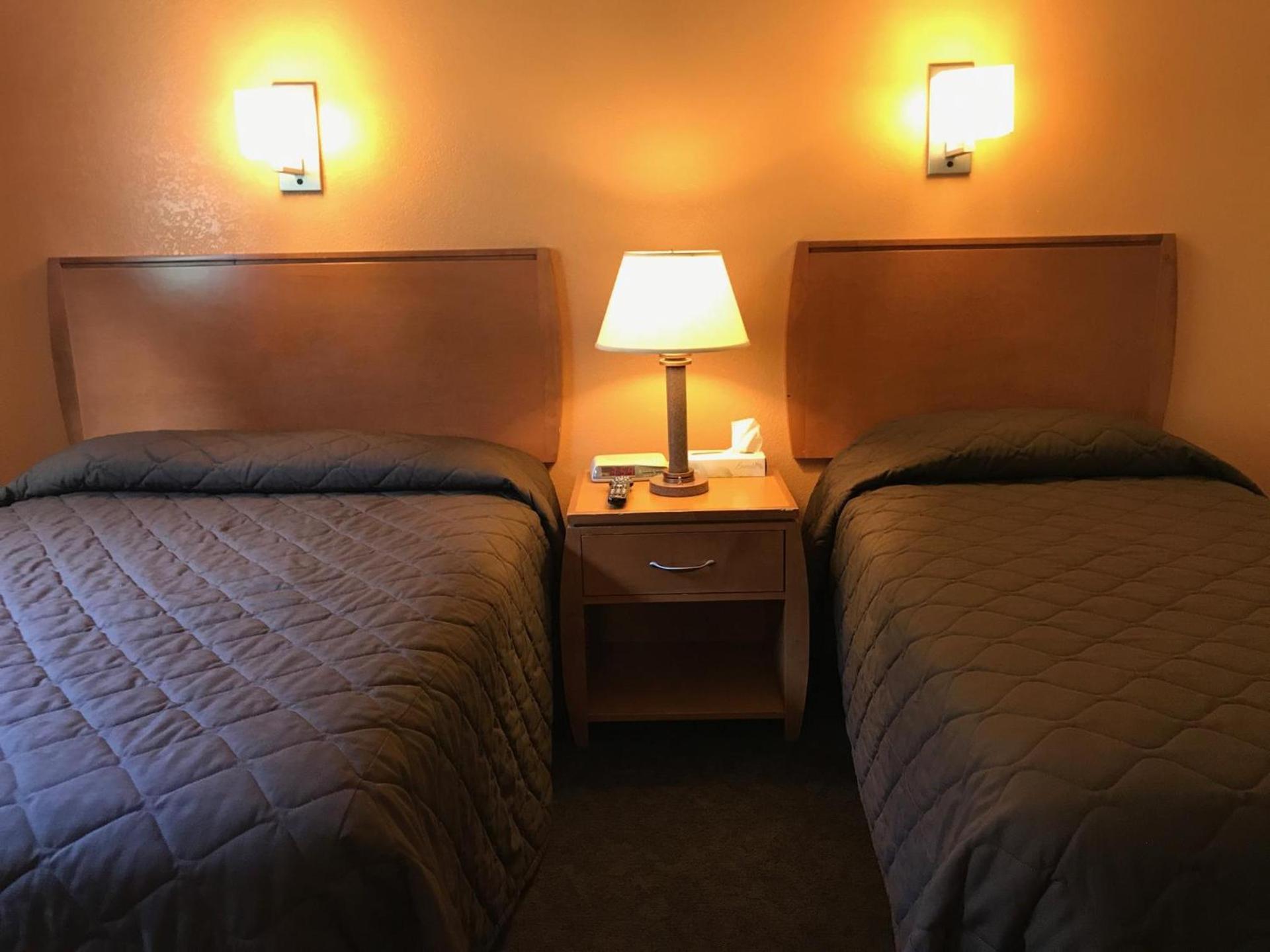 Shelikof Lodge photo 13