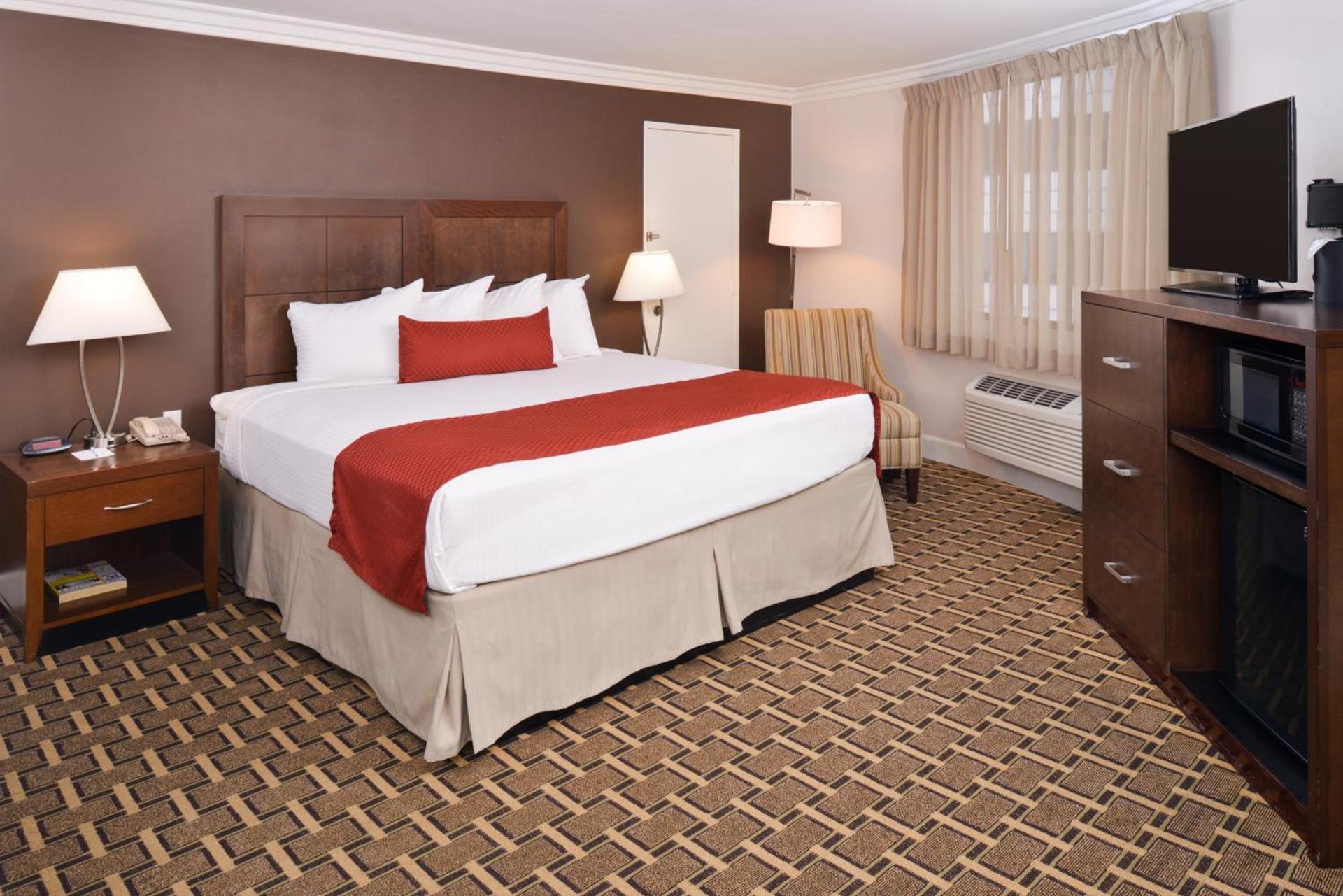 Best Western Plus LA Mid-Town Hotel photo 19
