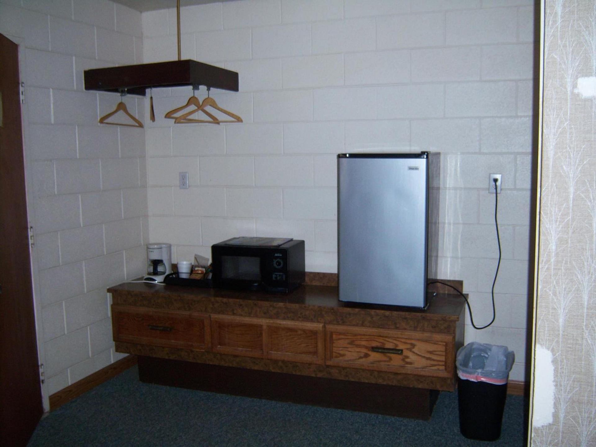 Shasta Dam Motel photo 36