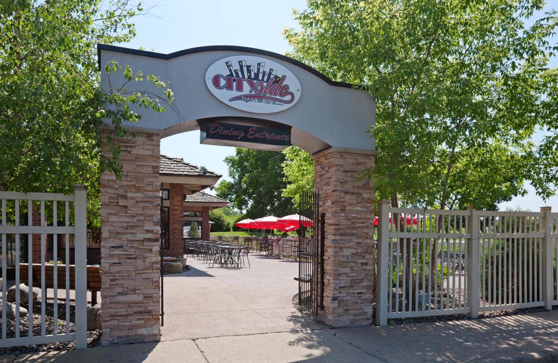 Country Inn & Suites by Radisson, Near The National Sports Center, Coon Rapids, MN photo 31
