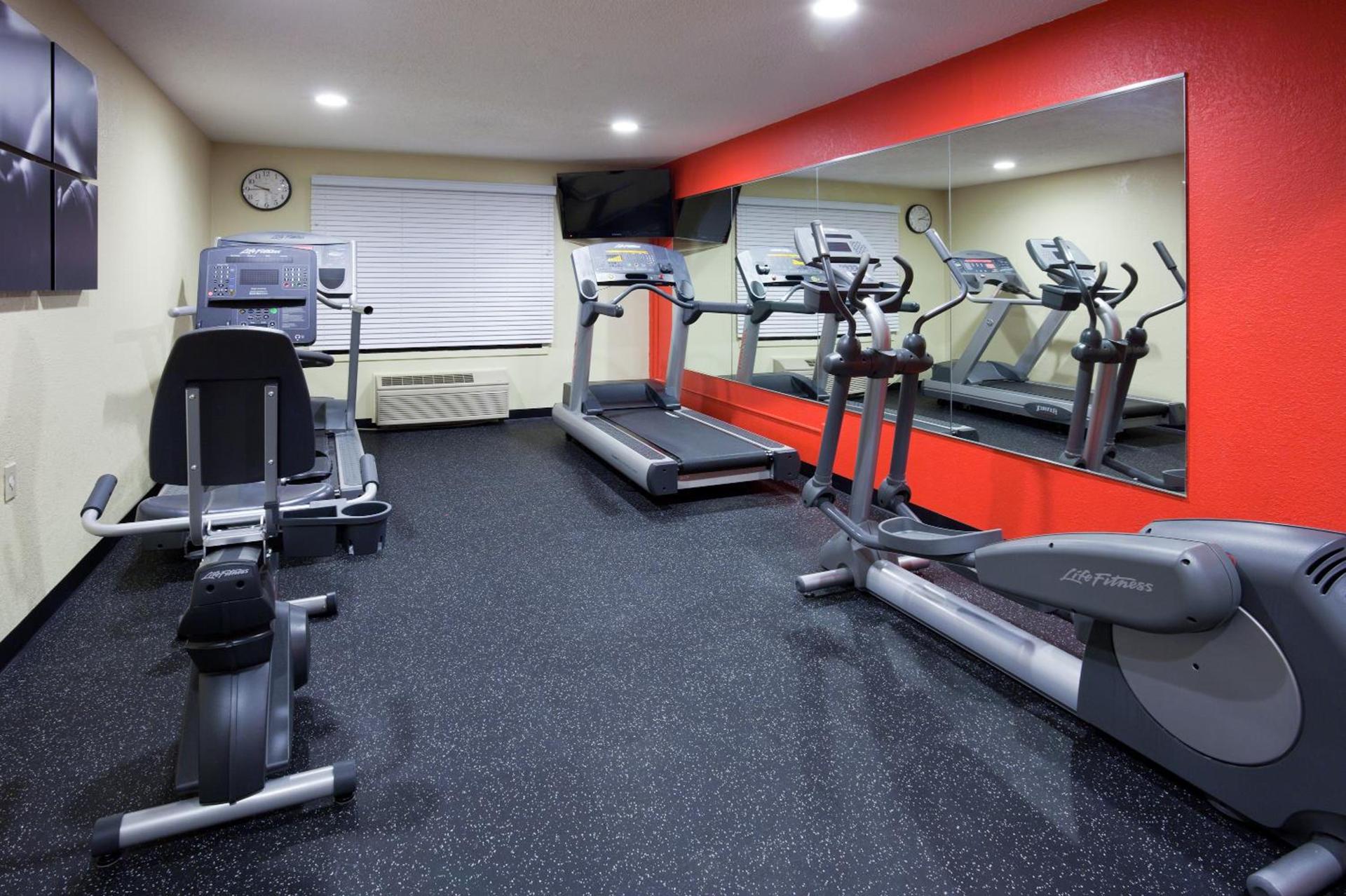 Country Inn & Suites by Radisson, Near The National Sports Center, Coon Rapids, MN photo 19