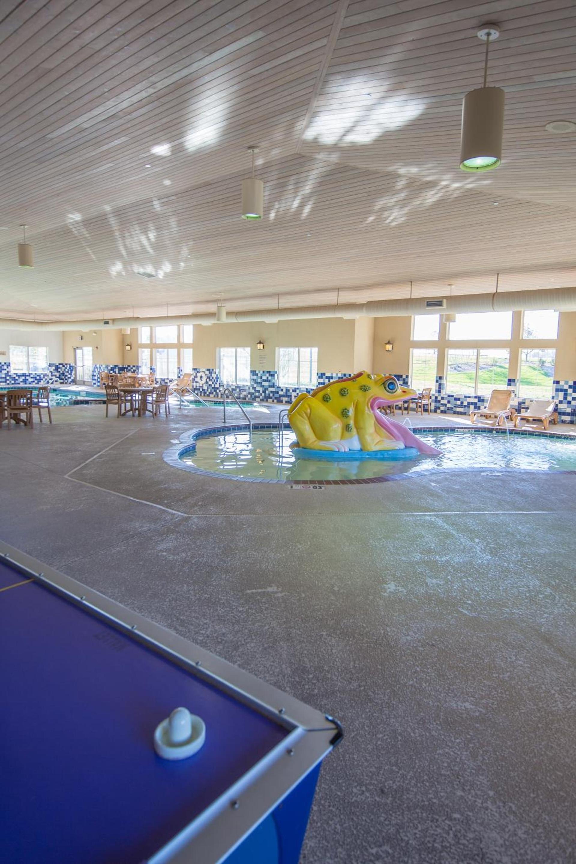 Country Inn & Suites by Radisson, Portage, IN photo 3
