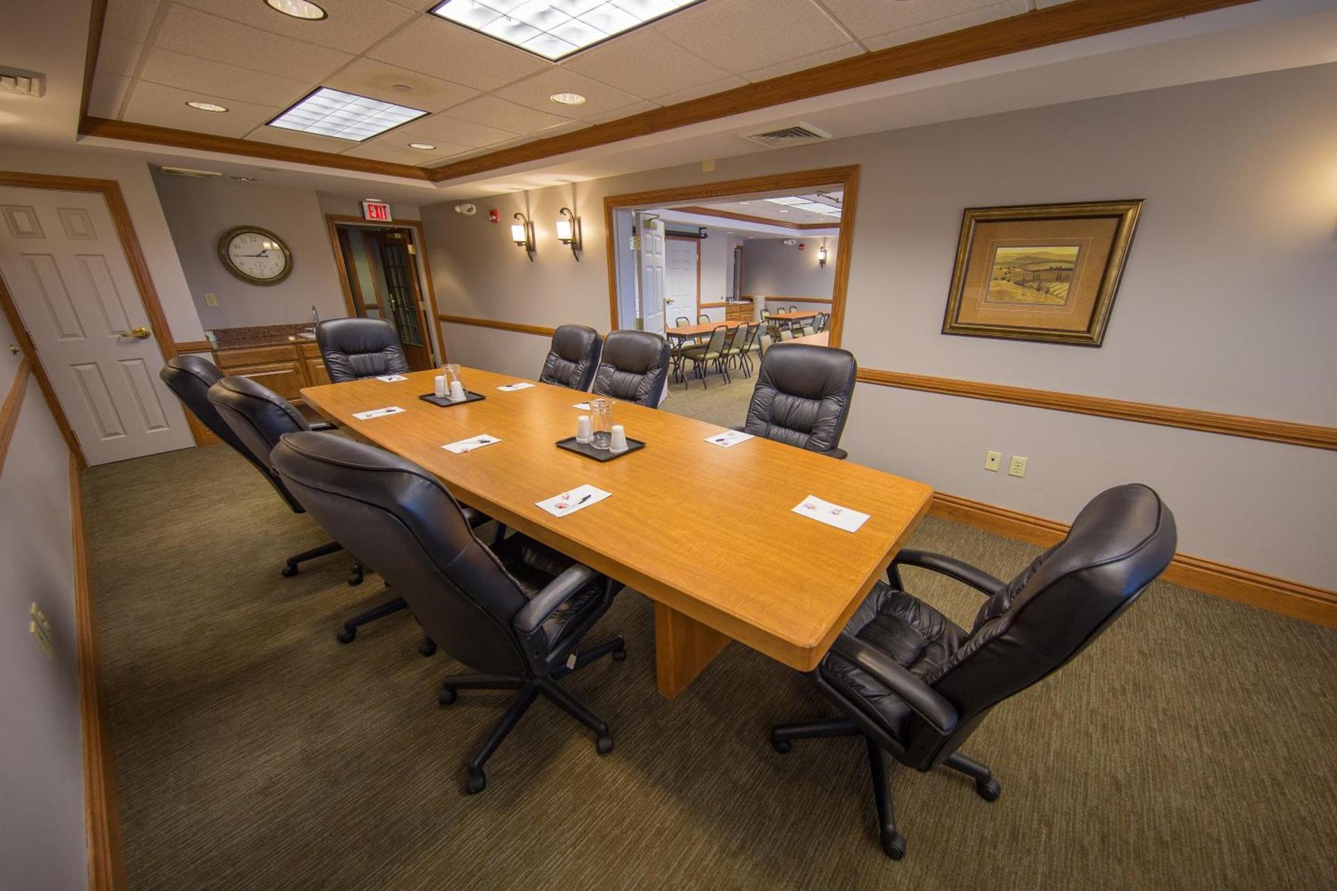 Country Inn & Suites by Radisson, Portage, IN photo 16