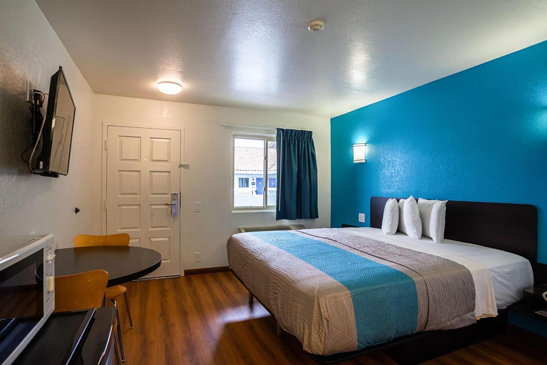 Motel 6-Ventura, CA - Downtown photo 10