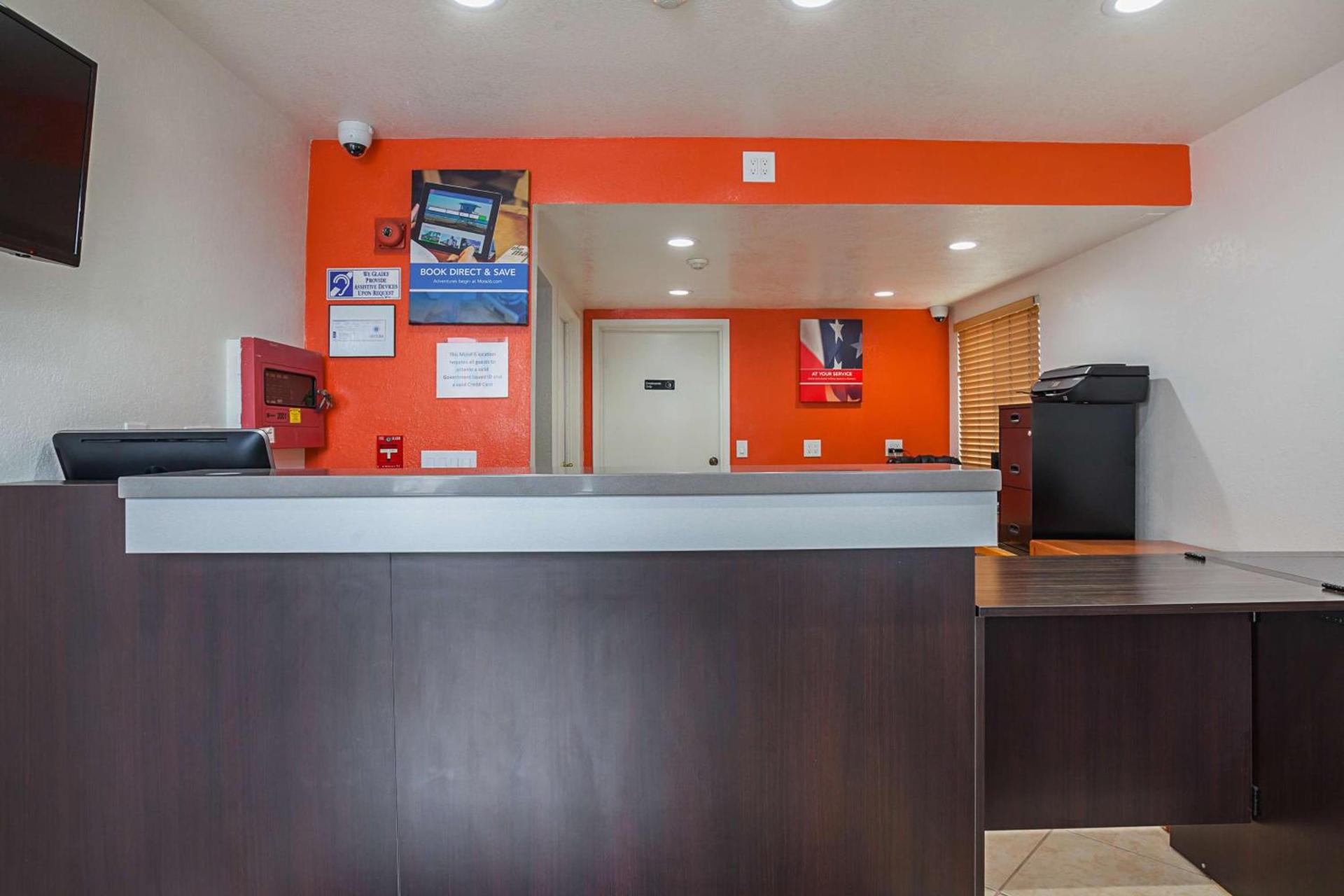 Motel 6-Ventura, CA - Downtown photo 24