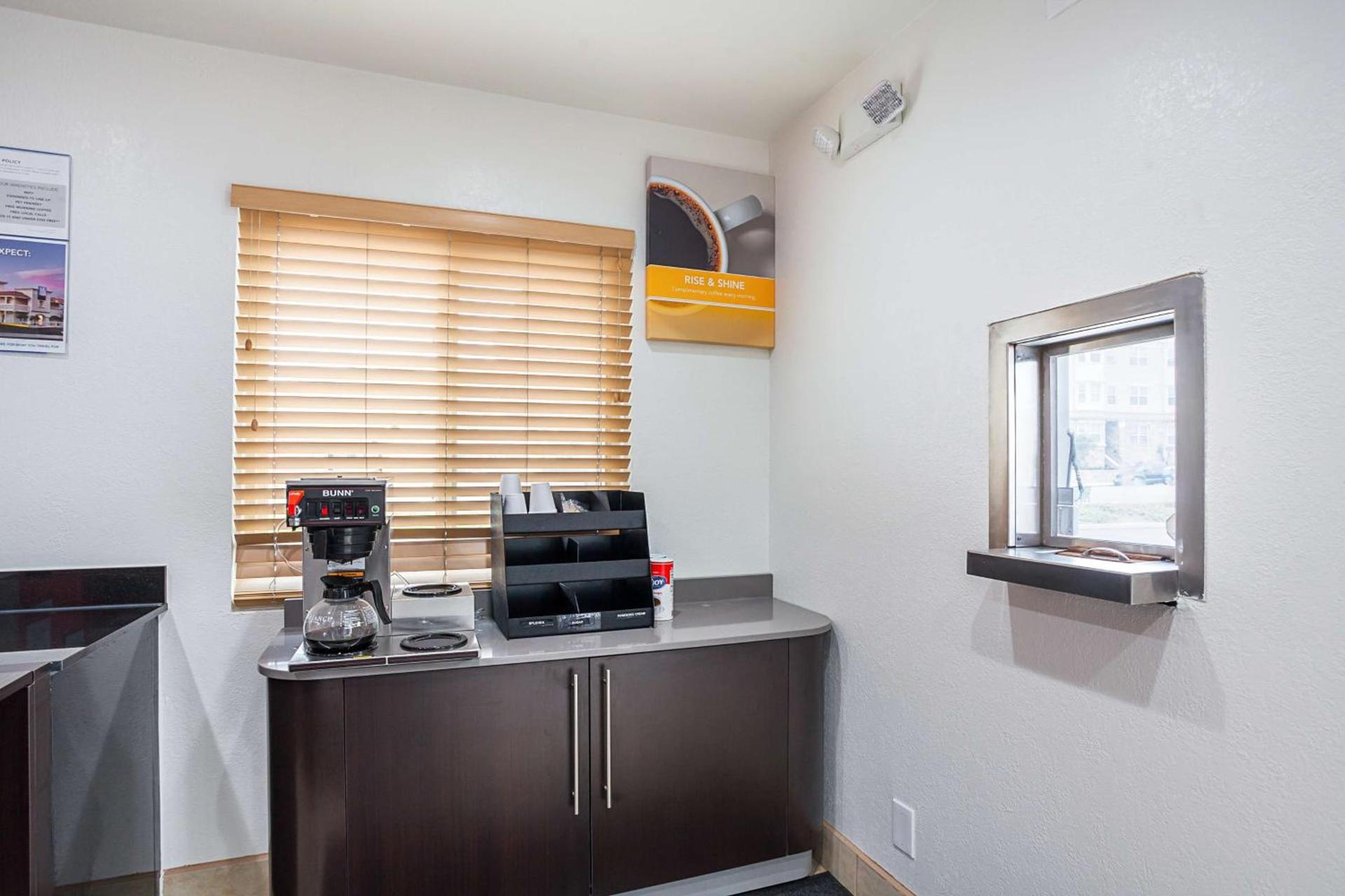 Motel 6-Ventura, CA - Downtown photo 26