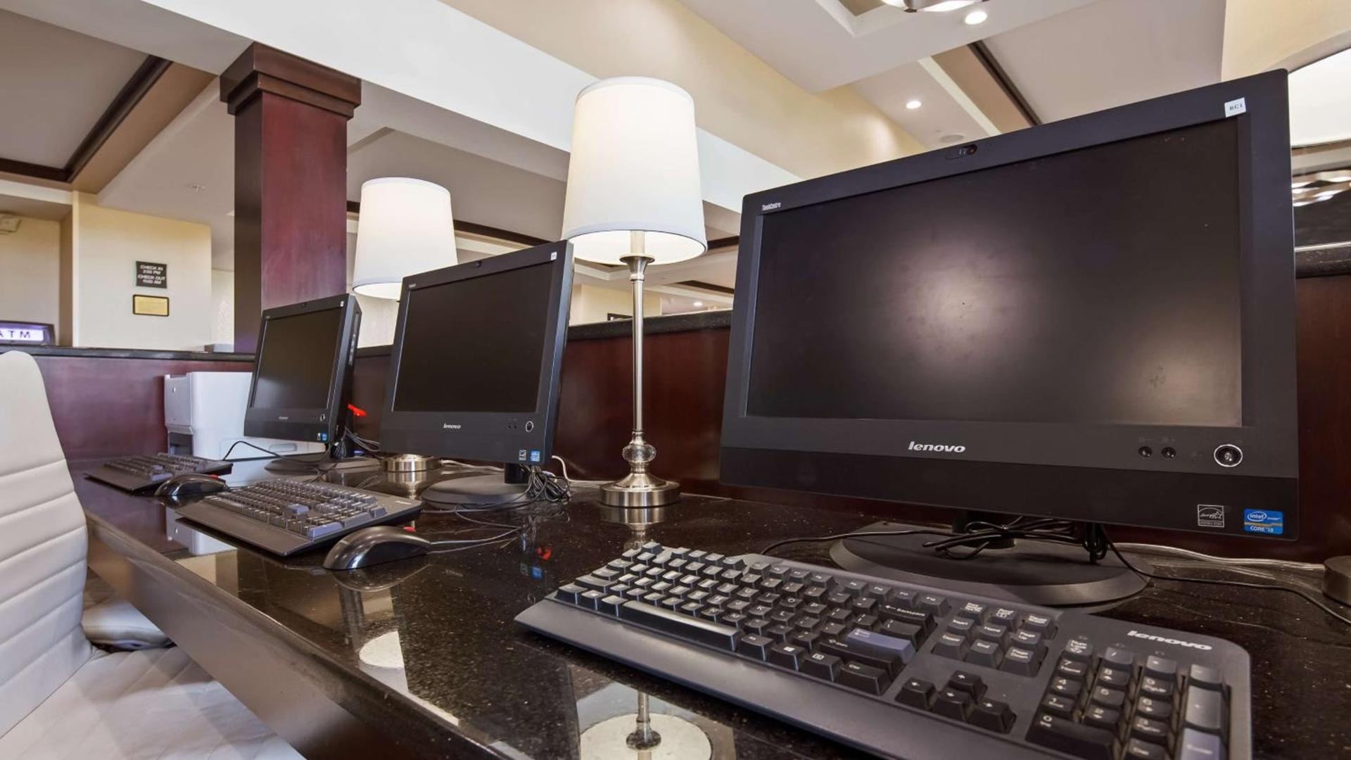 Best Western Plus Keene Hotel photo 9