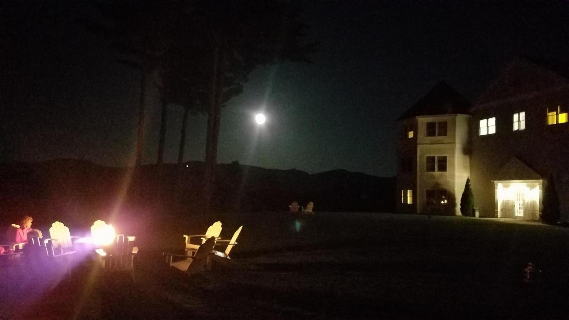 White Mountain Hotel and Resort photo 10