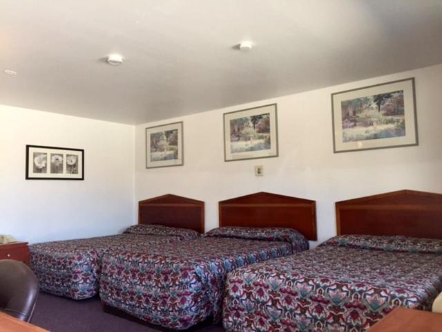 Maple Inn and Suites Los Banos photo 19