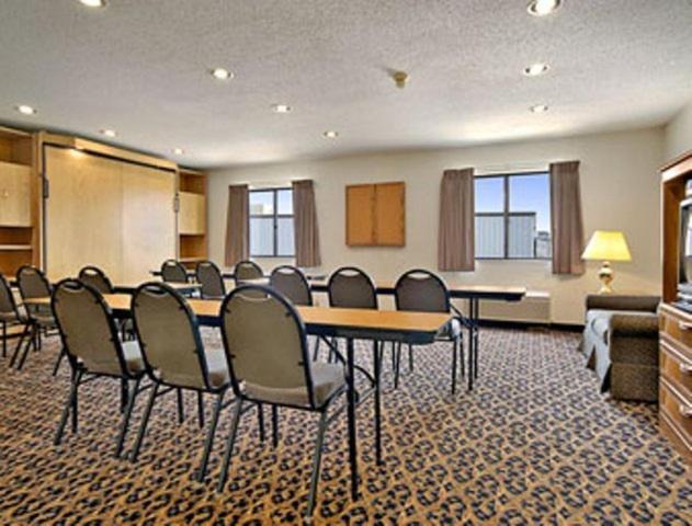 Baymont by Wyndham LeMars photo 14