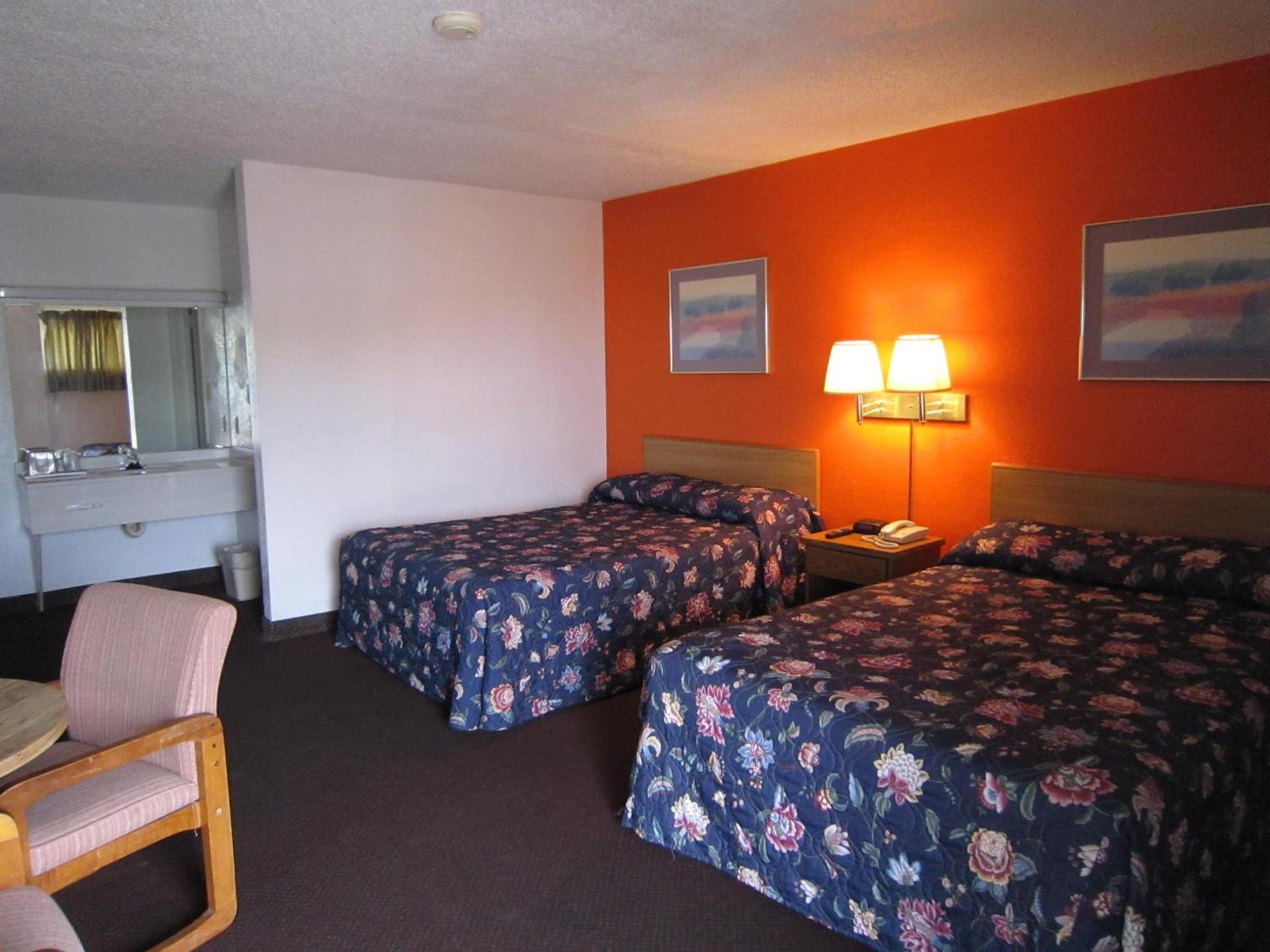 Plaza Inn photo 5