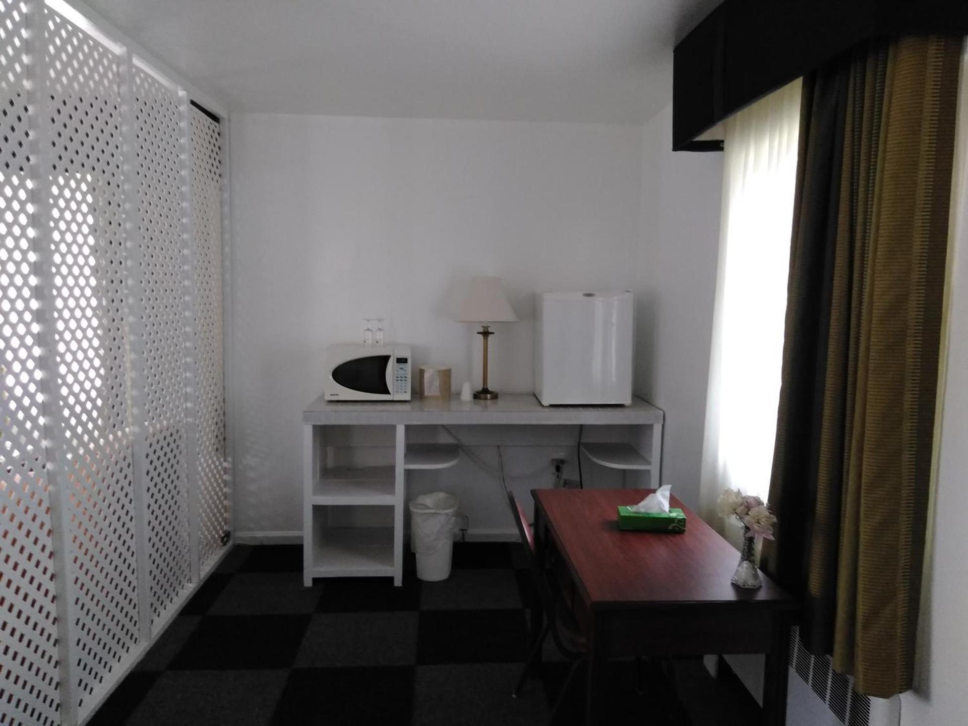 The Cardinal Inn photo 32