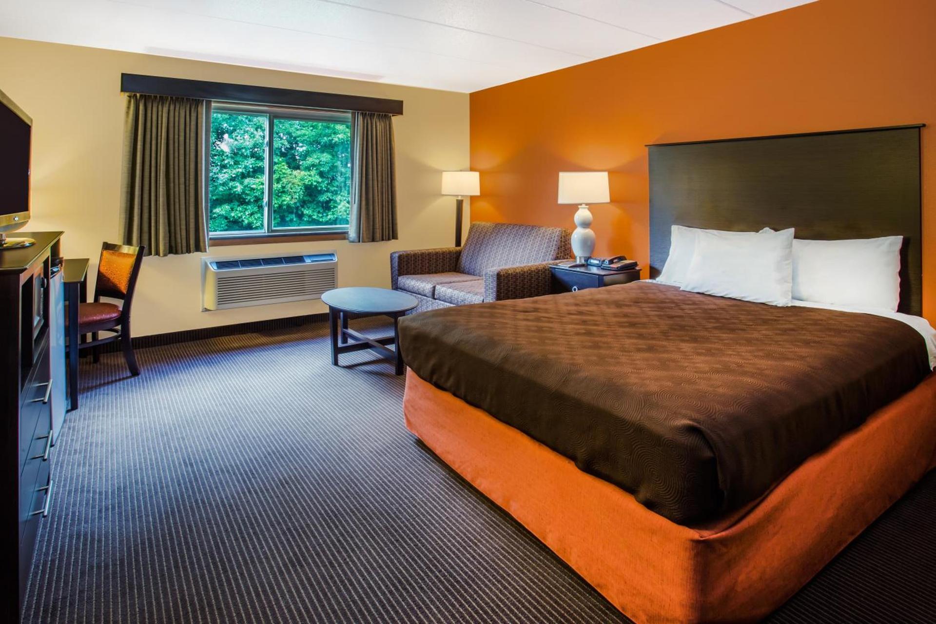 AmericInn by Wyndham Menomonie photo 28