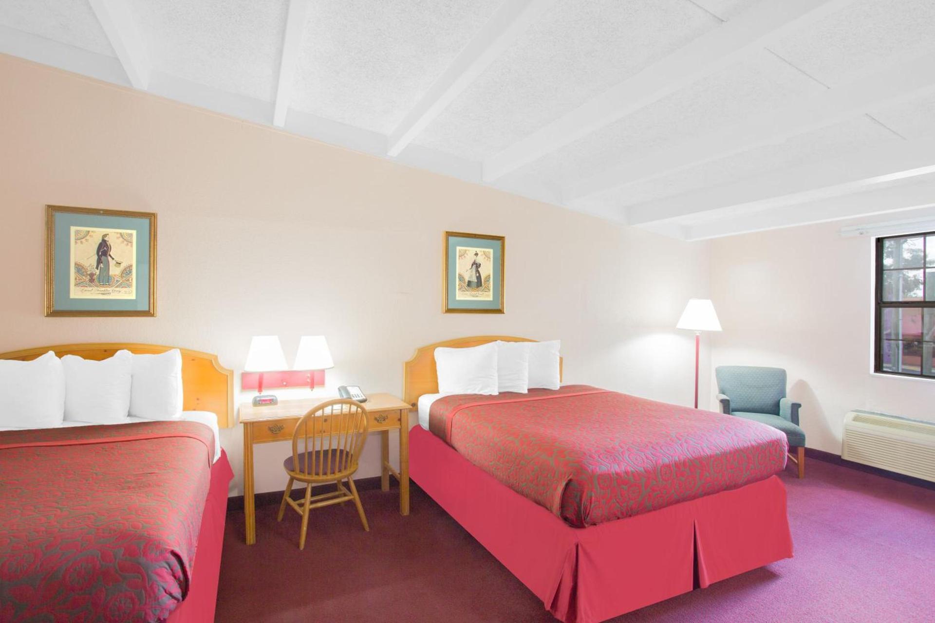 Days Inn by Wyndham Tallahassee University Center photo 26