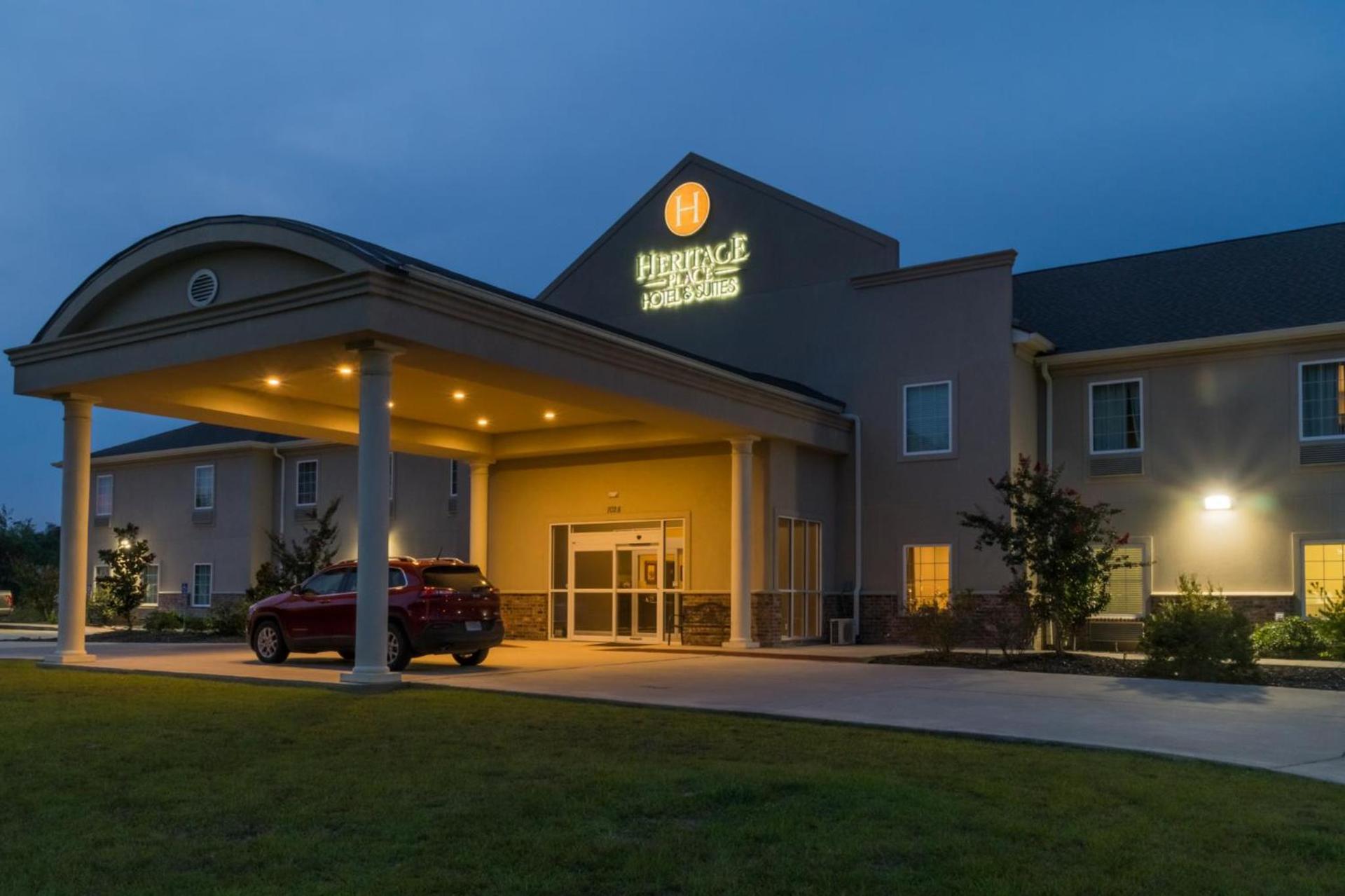 Heritage Place Hotel and Suites photo 8