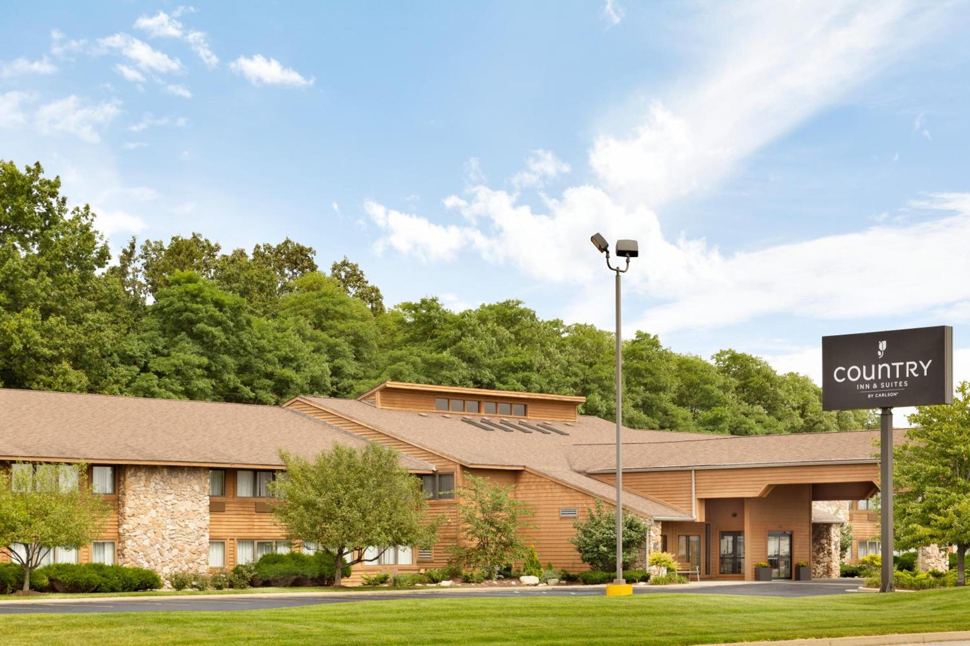 Country Inn & Suites by Radisson, Mishawaka, IN photo 21