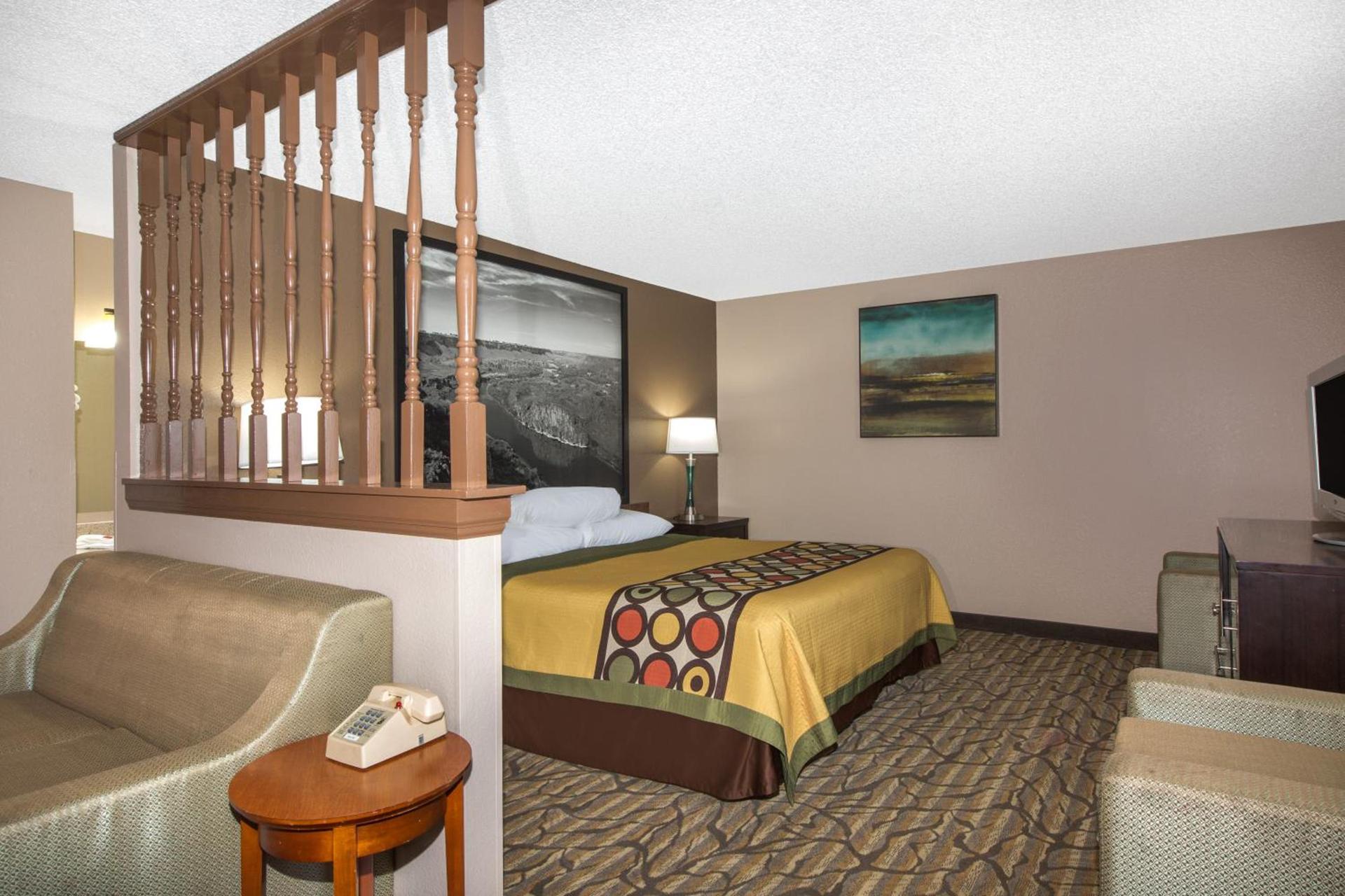 Super 8 by Wyndham Nampa photo 29