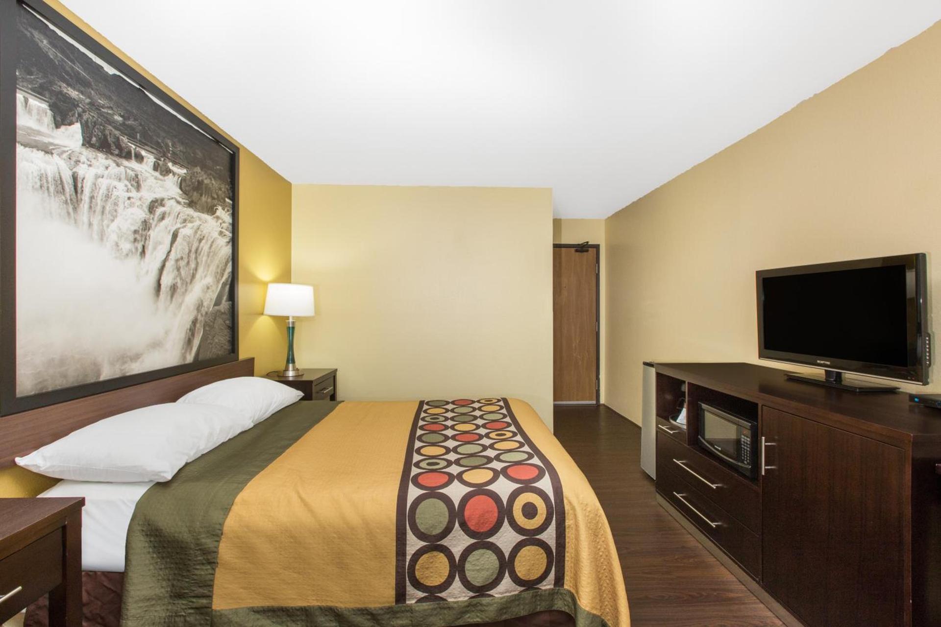 Super 8 by Wyndham Nampa photo 27