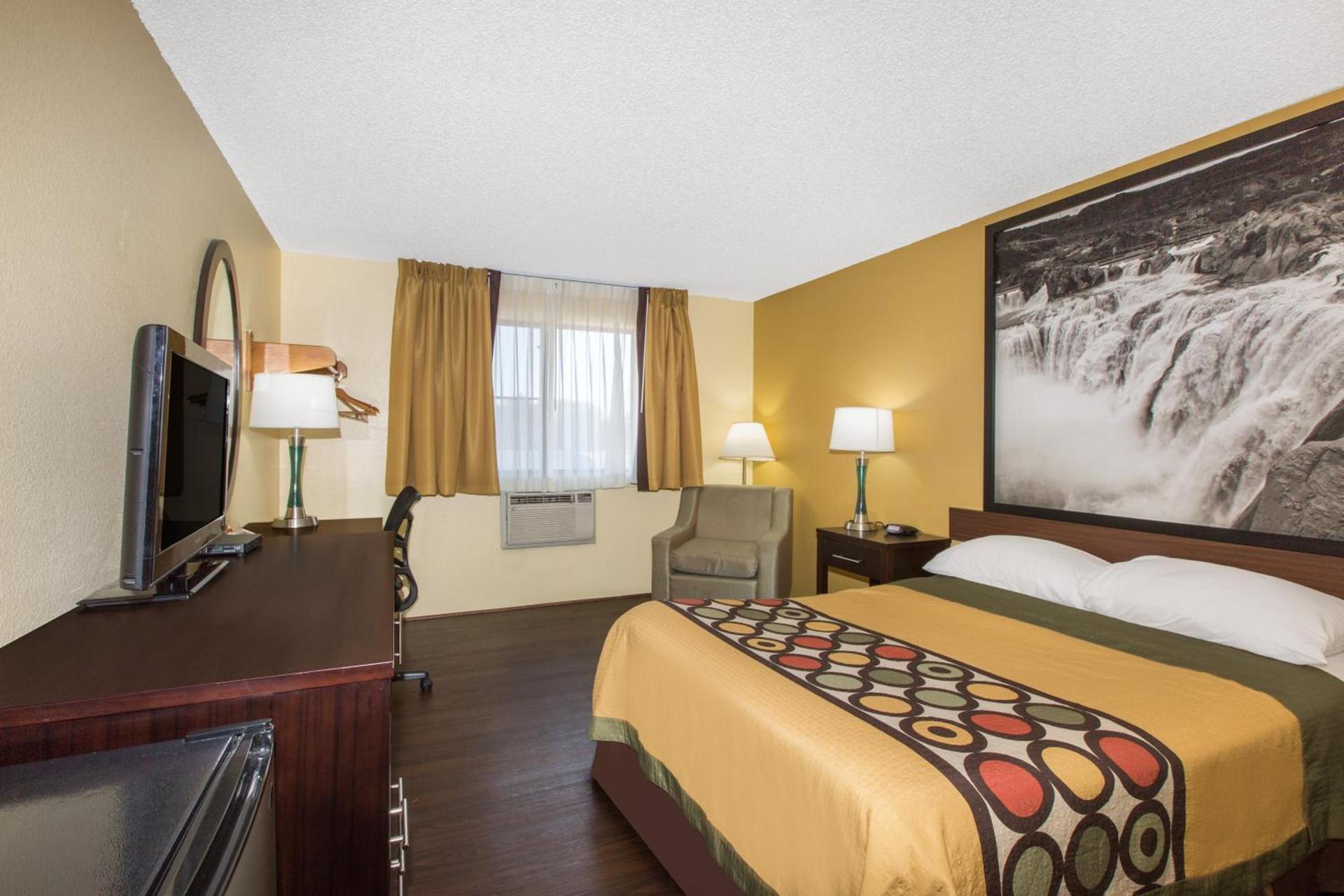 Super 8 by Wyndham Nampa photo 28