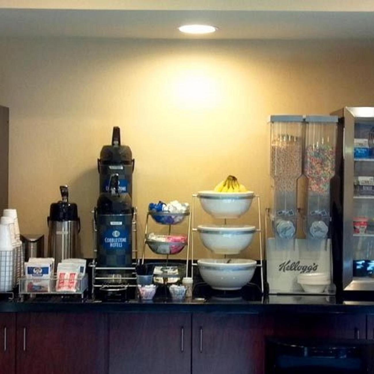 Cobblestone Hotel & Suites - Broken Bow photo 19