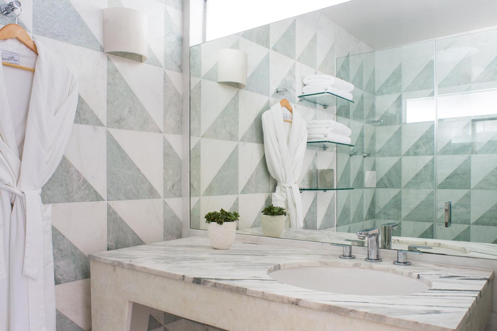 Avalon Hotel Beverly Hills, a Member of Design Hotels photo 98