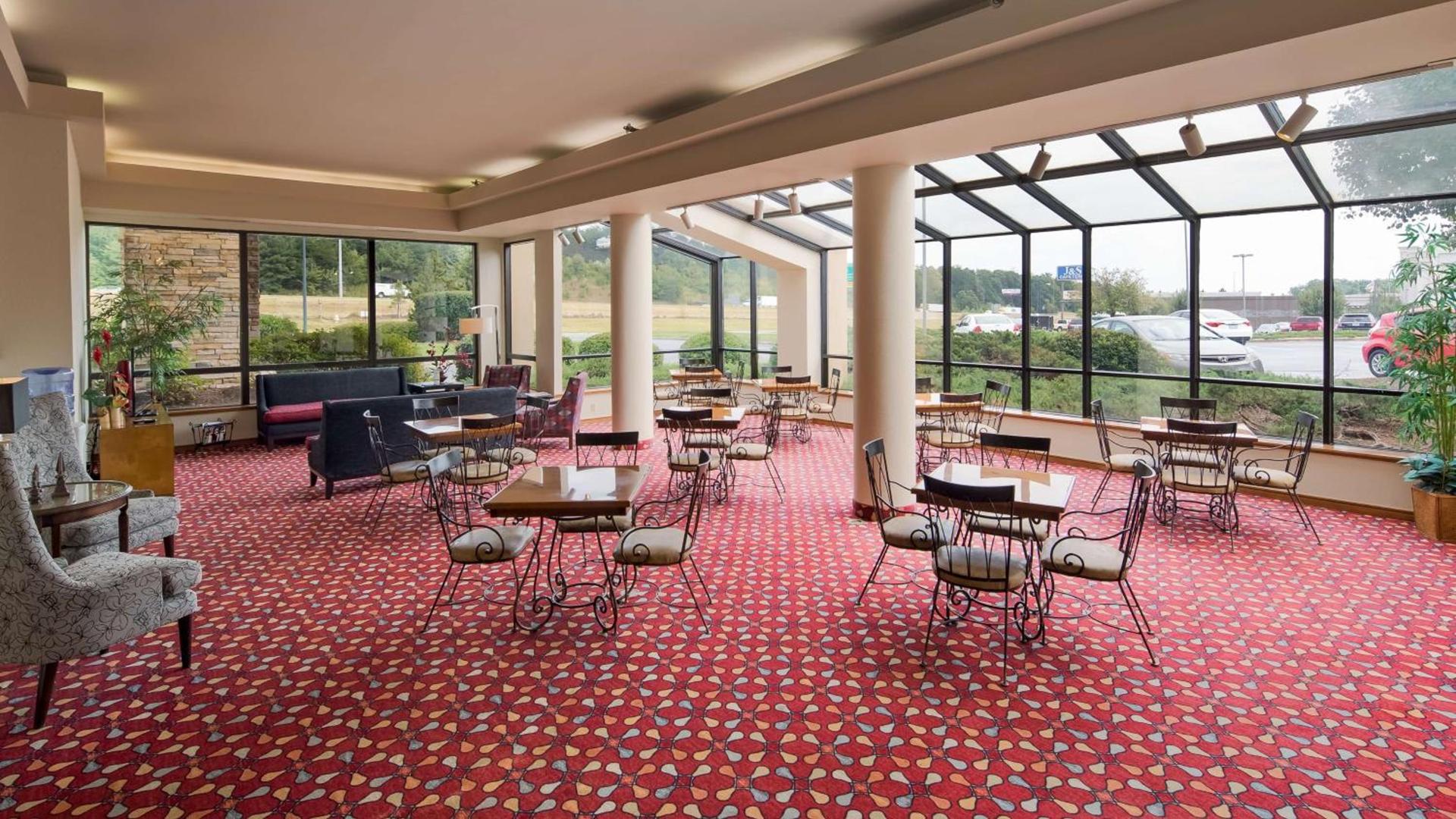 Best Western Hickory photo 13