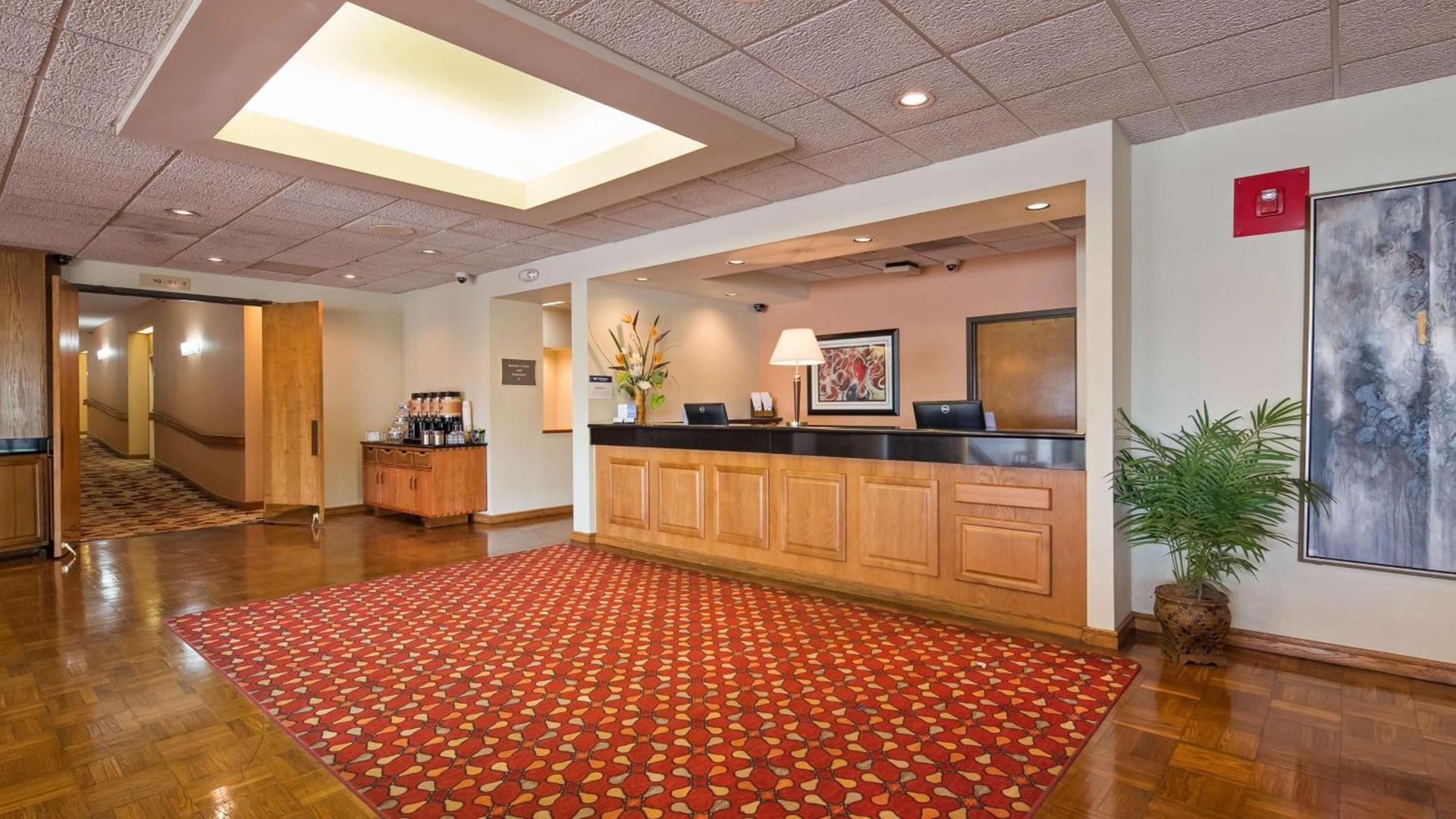Best Western Hickory photo 11