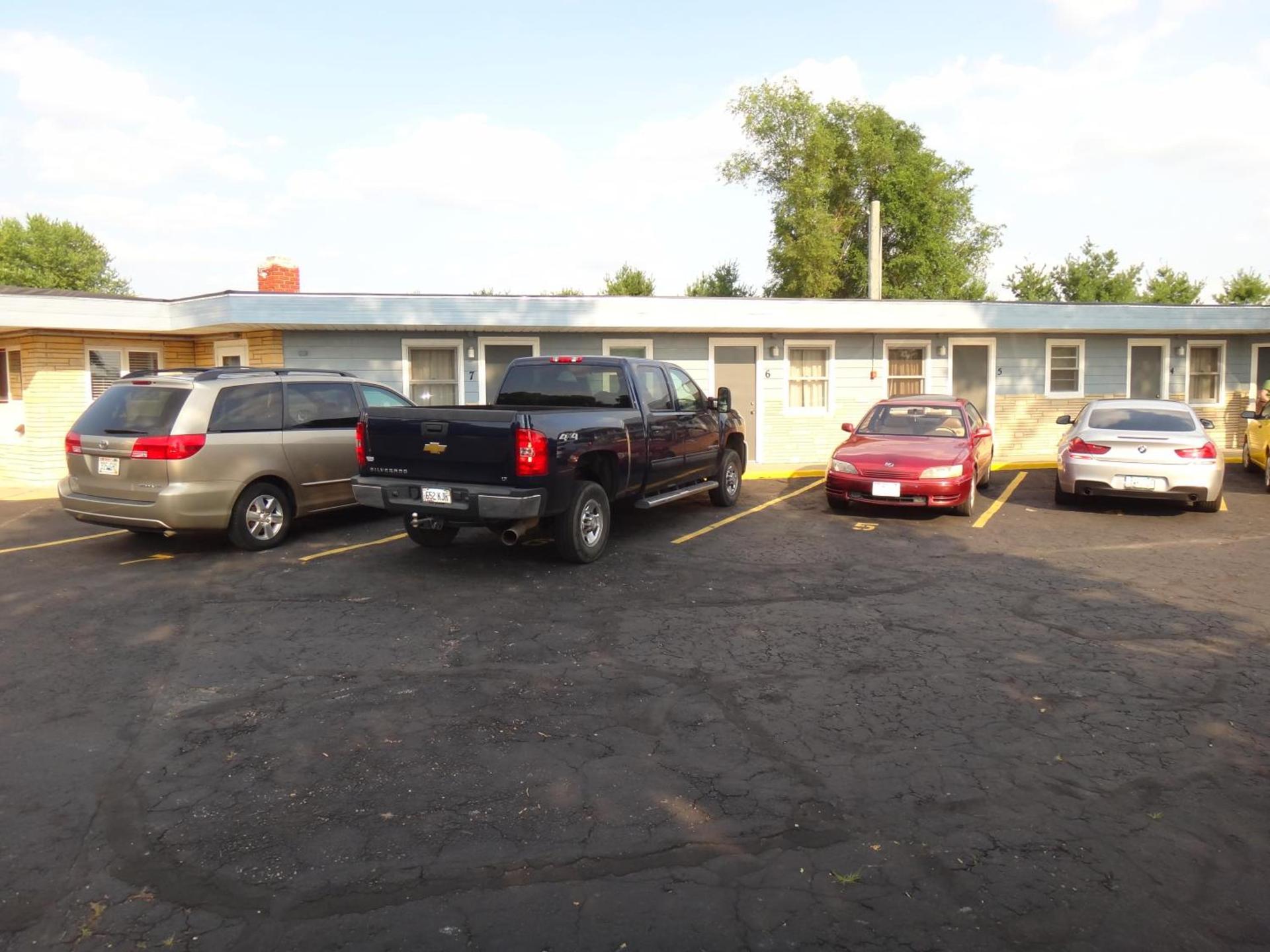 Pine Ridge Motel photo 49