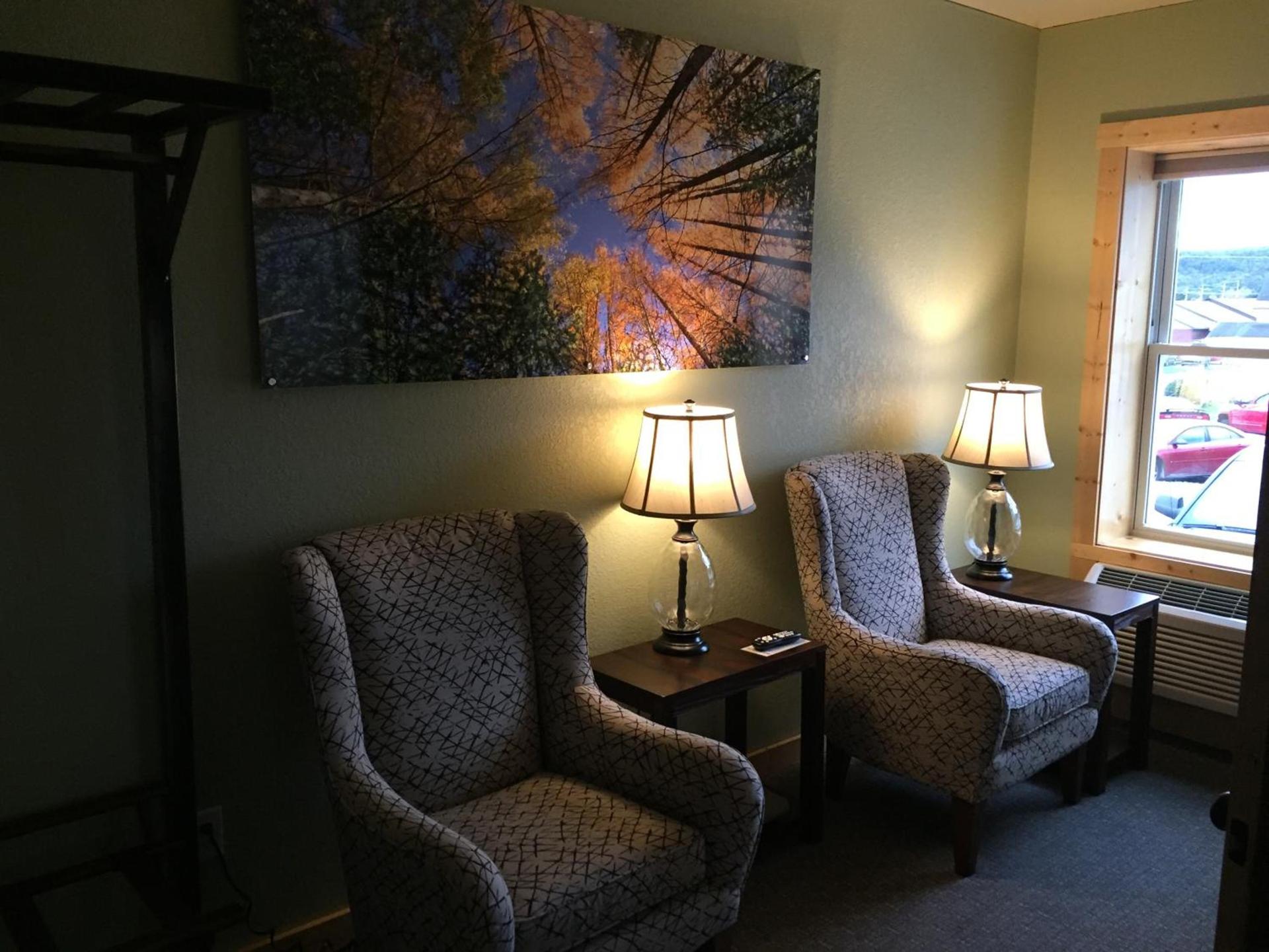 Roam Inn photo 27