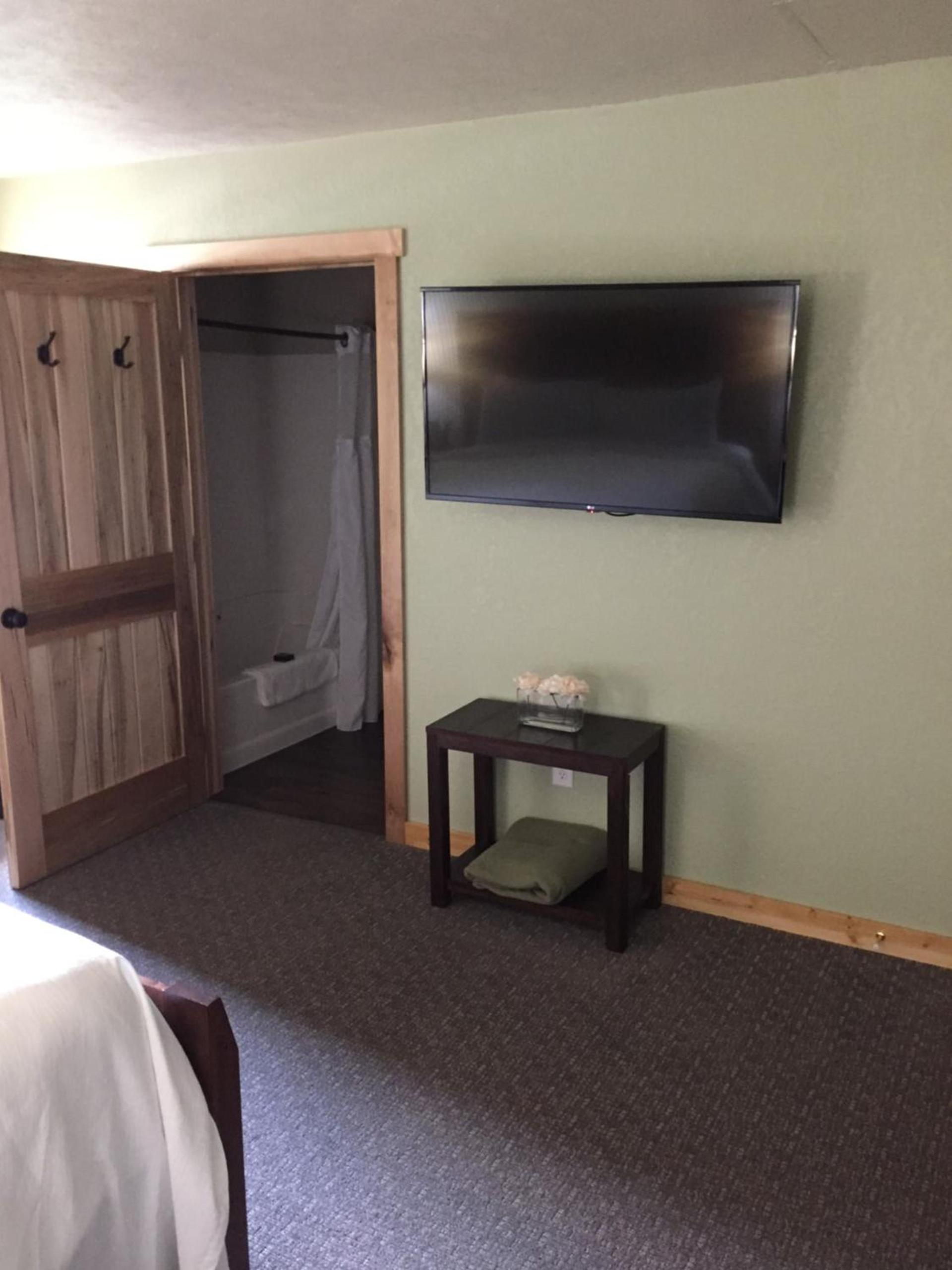 Roam Inn photo 17