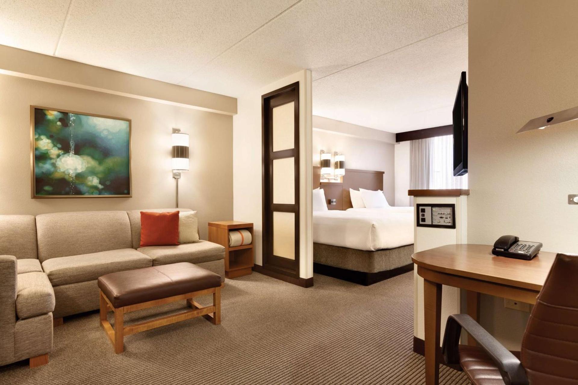 Hyatt Place Chicago - Lombard/Oak Brook photo 12
