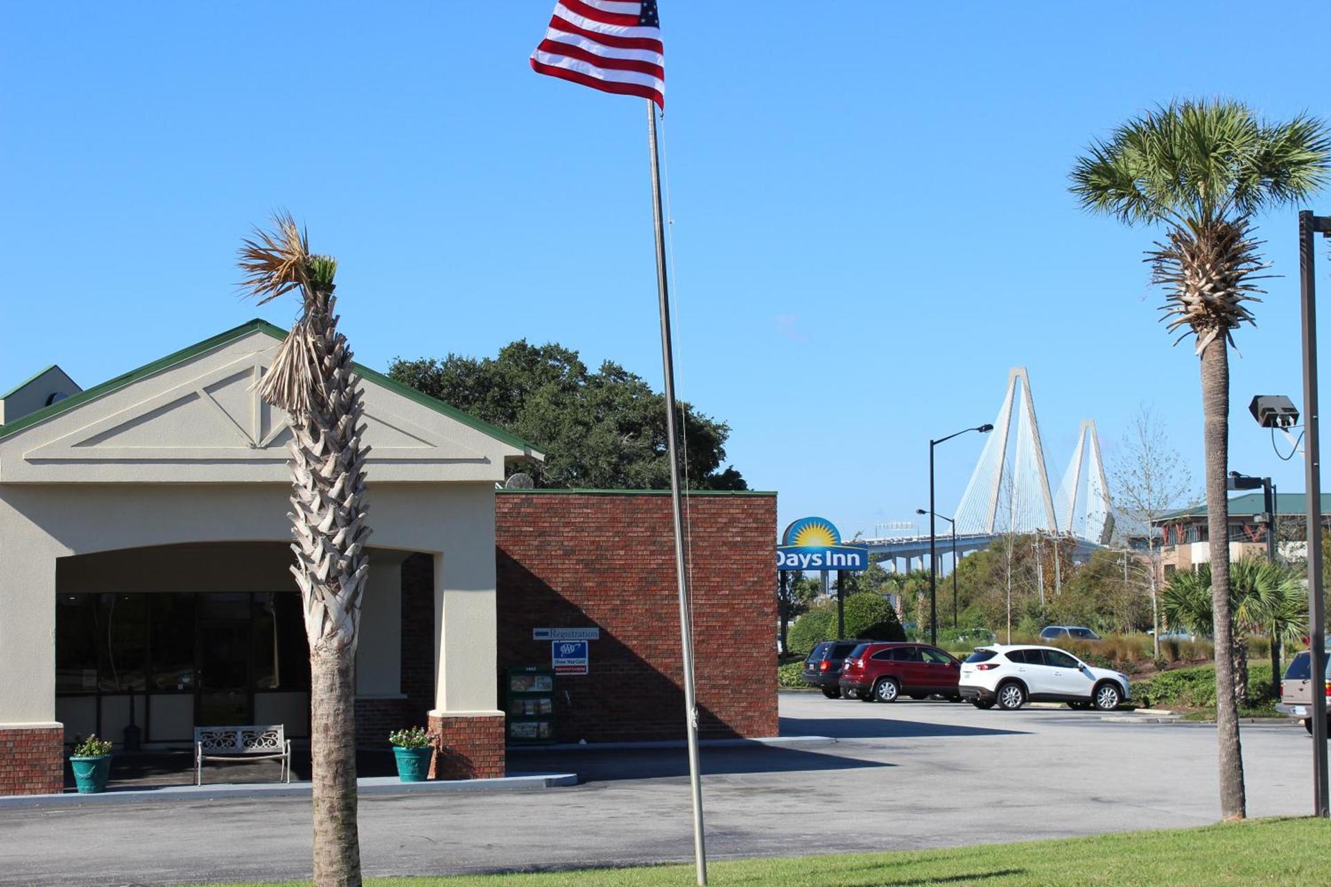 Days Inn by Wyndham Mt Pleasant-Charleston-Patriots Point photo 10