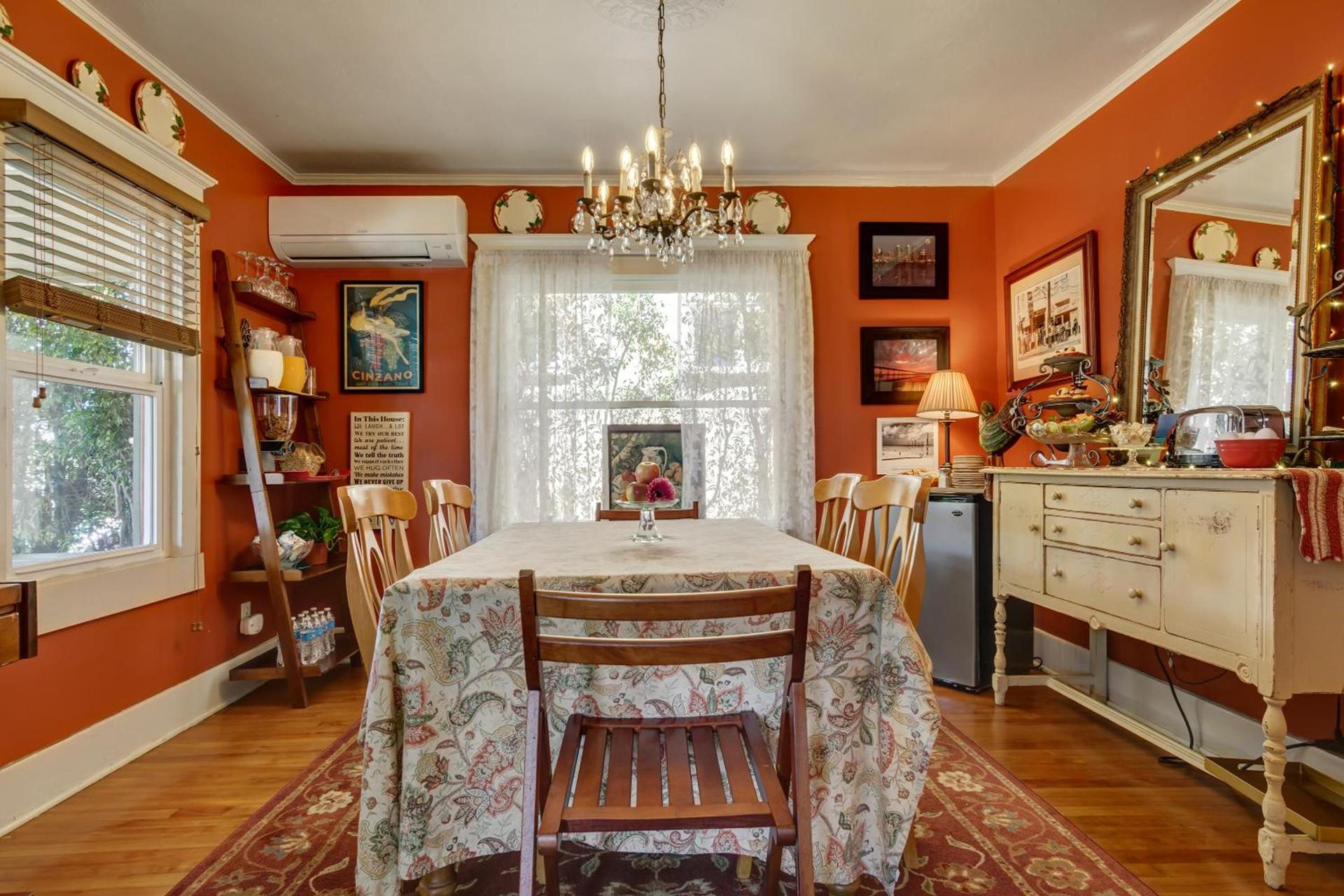 Hillcrest House Bed & Breakfast photo 10