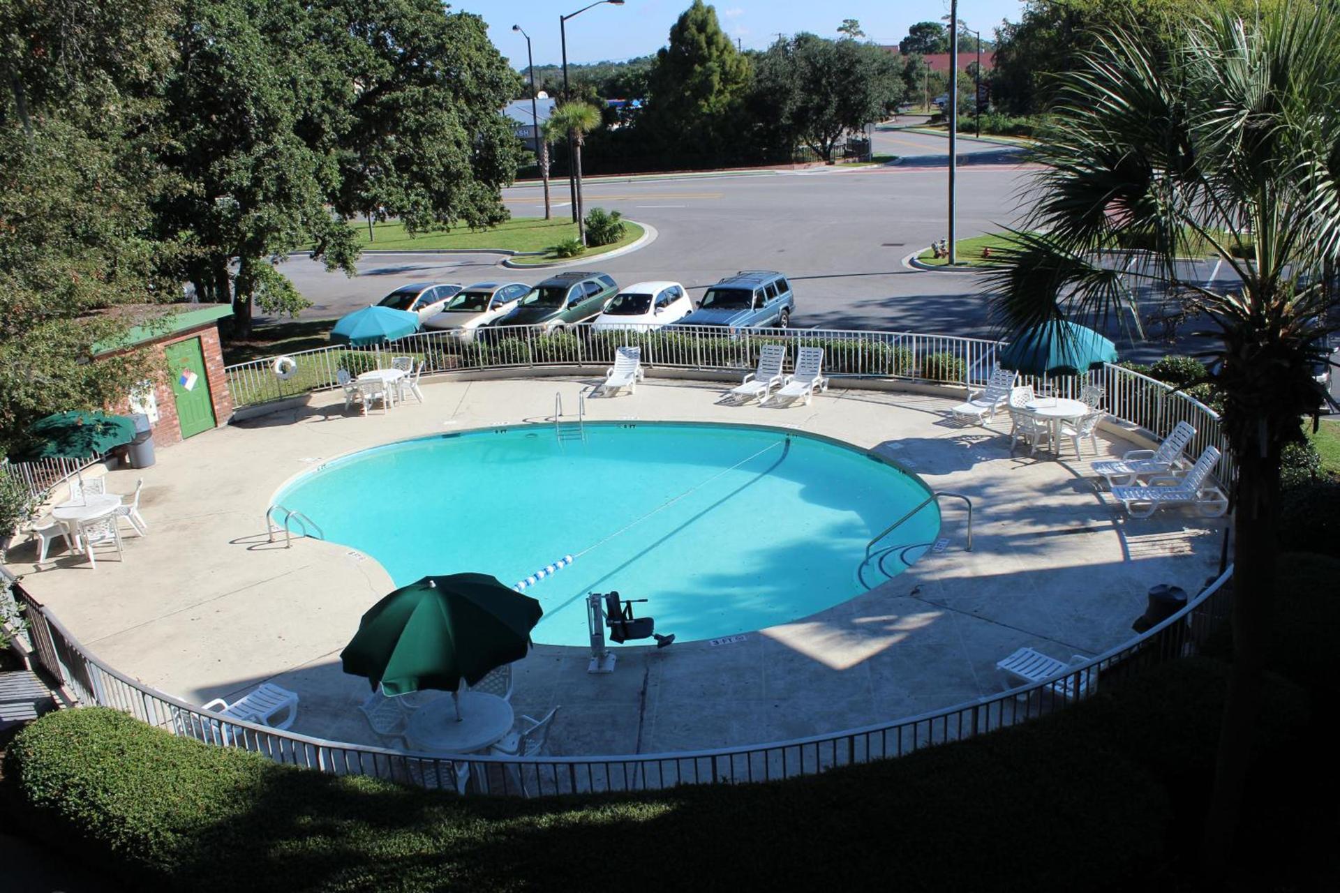 Days Inn by Wyndham Mt Pleasant-Charleston-Patriots Point photo 15
