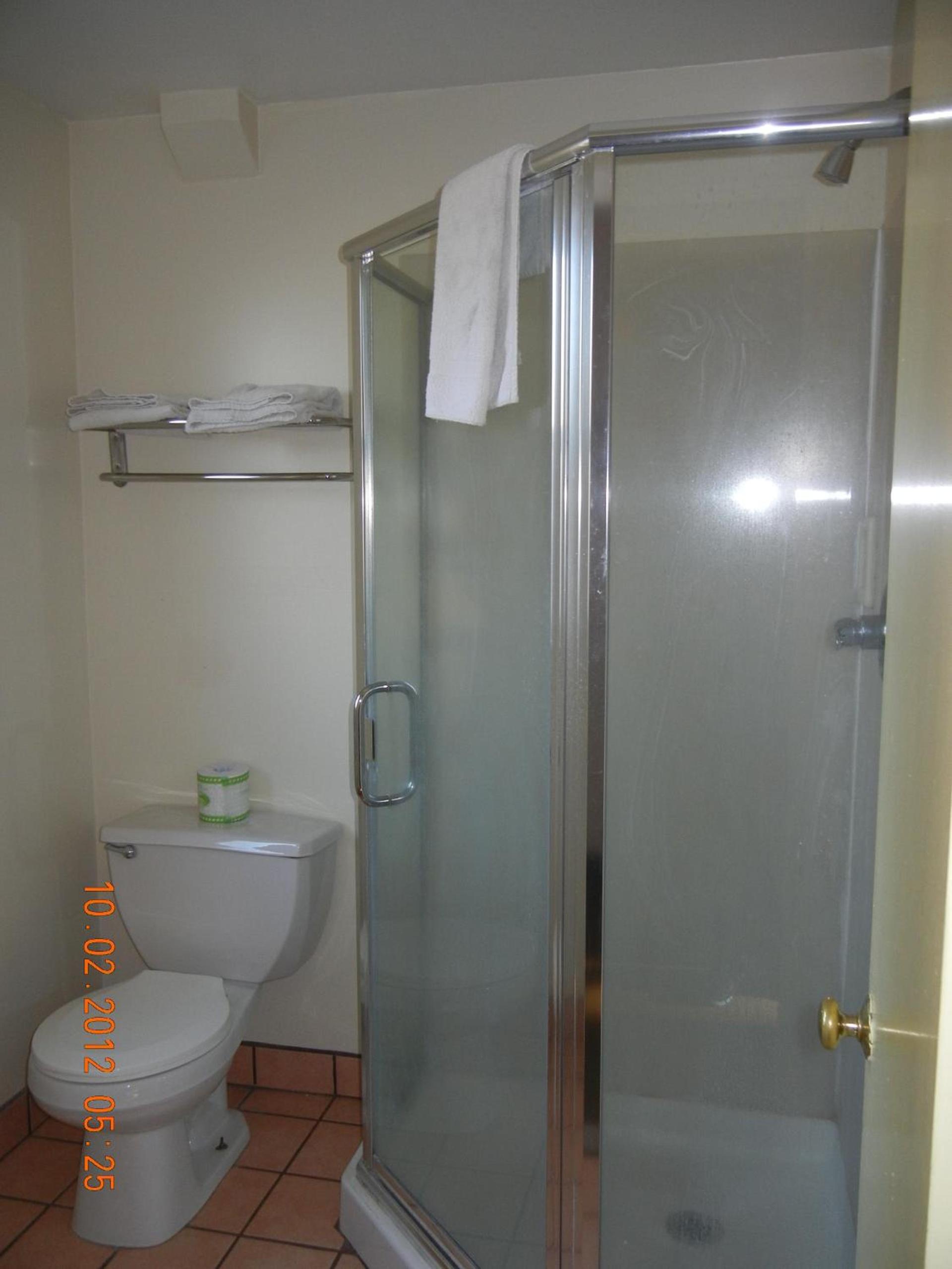 Beverly Lodge photo 26