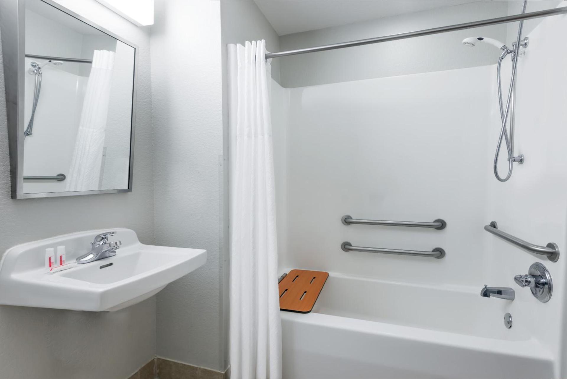 Sonesta Essential Morgantown photo 40