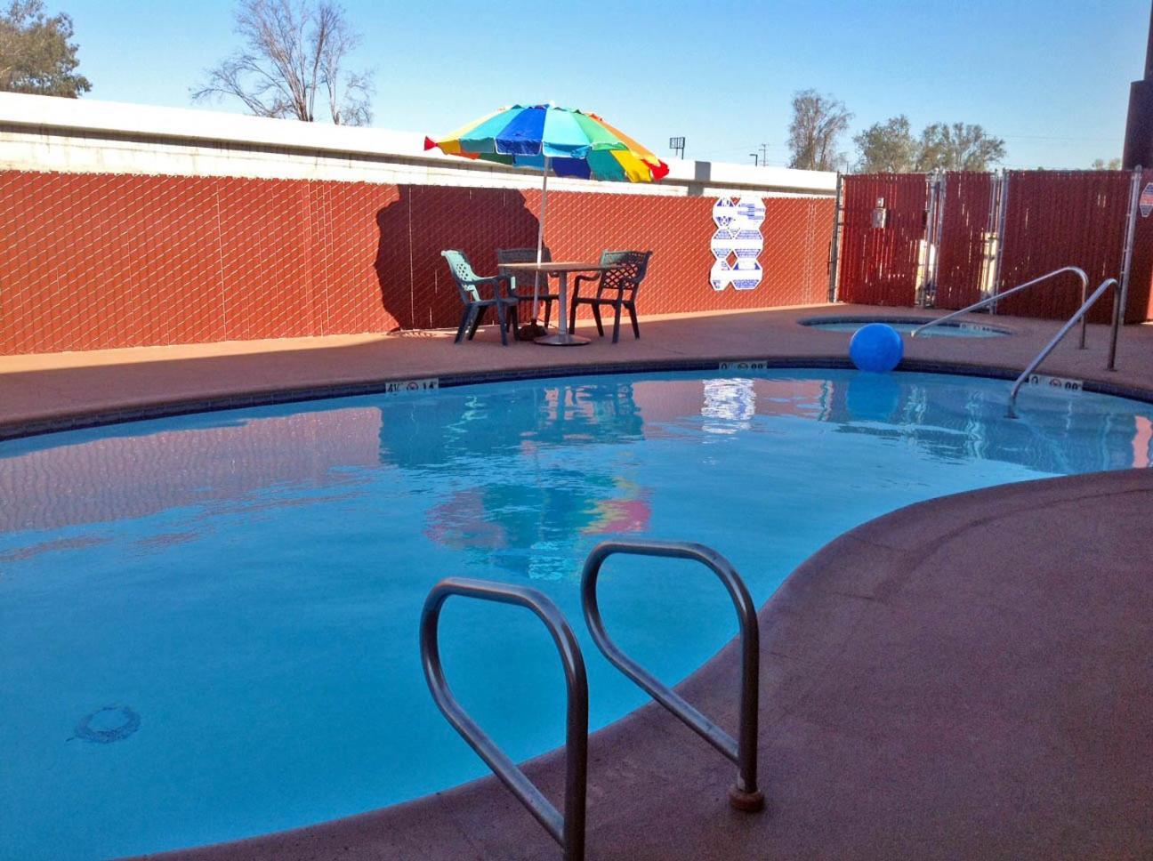 Studio 6 Suites Delano, CA photo 22