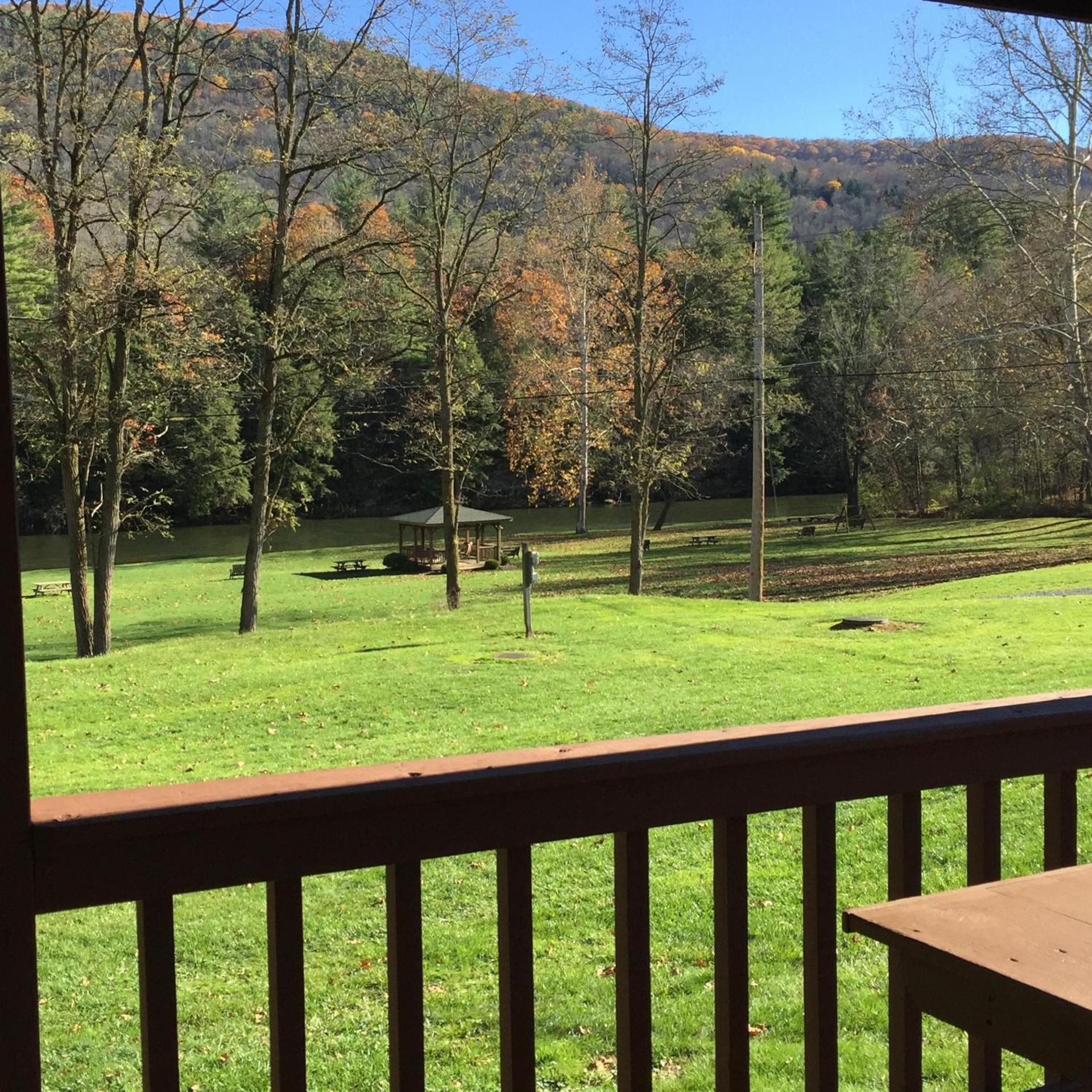 Rough Cut Lodge photo 38