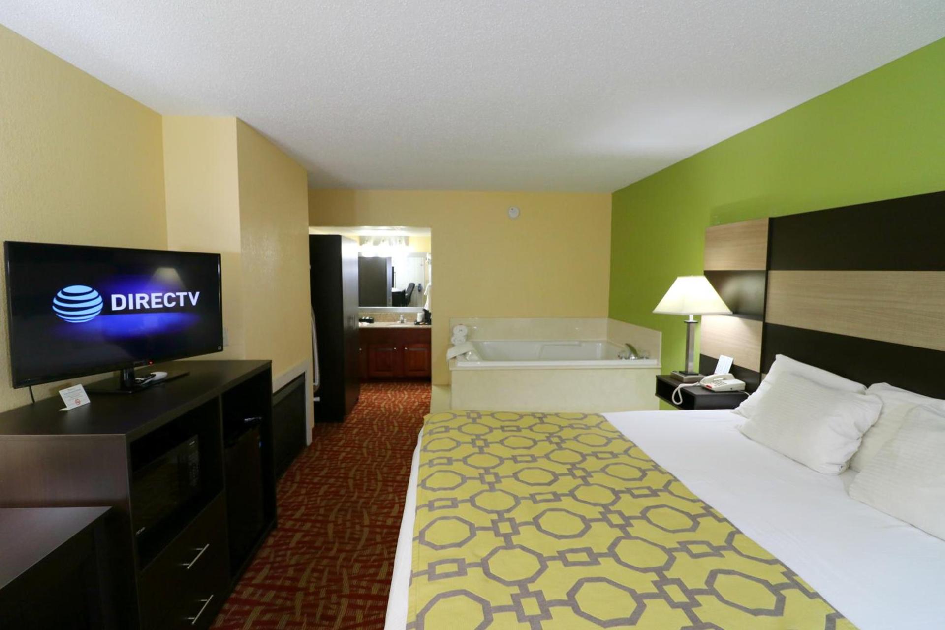 Baymont by Wyndham Sevierville Pigeon Forge photo 23